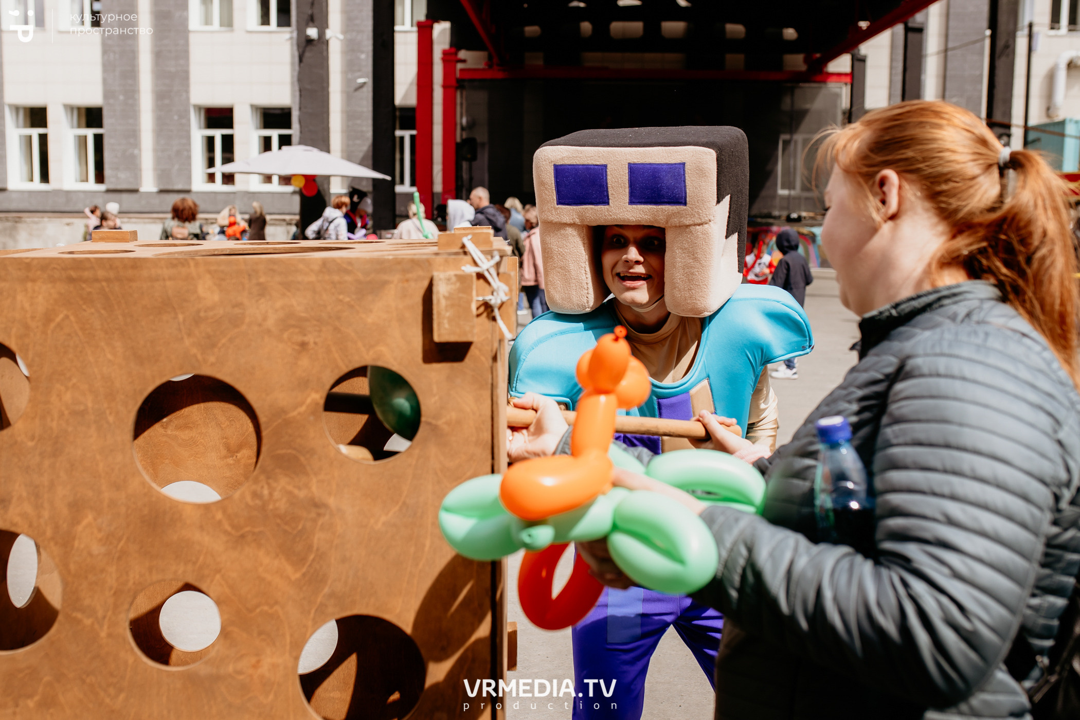 ВСТРЕЧАЙ ЛЕТО С DETISKAZKA42 в культурном пространстве «Редакция»