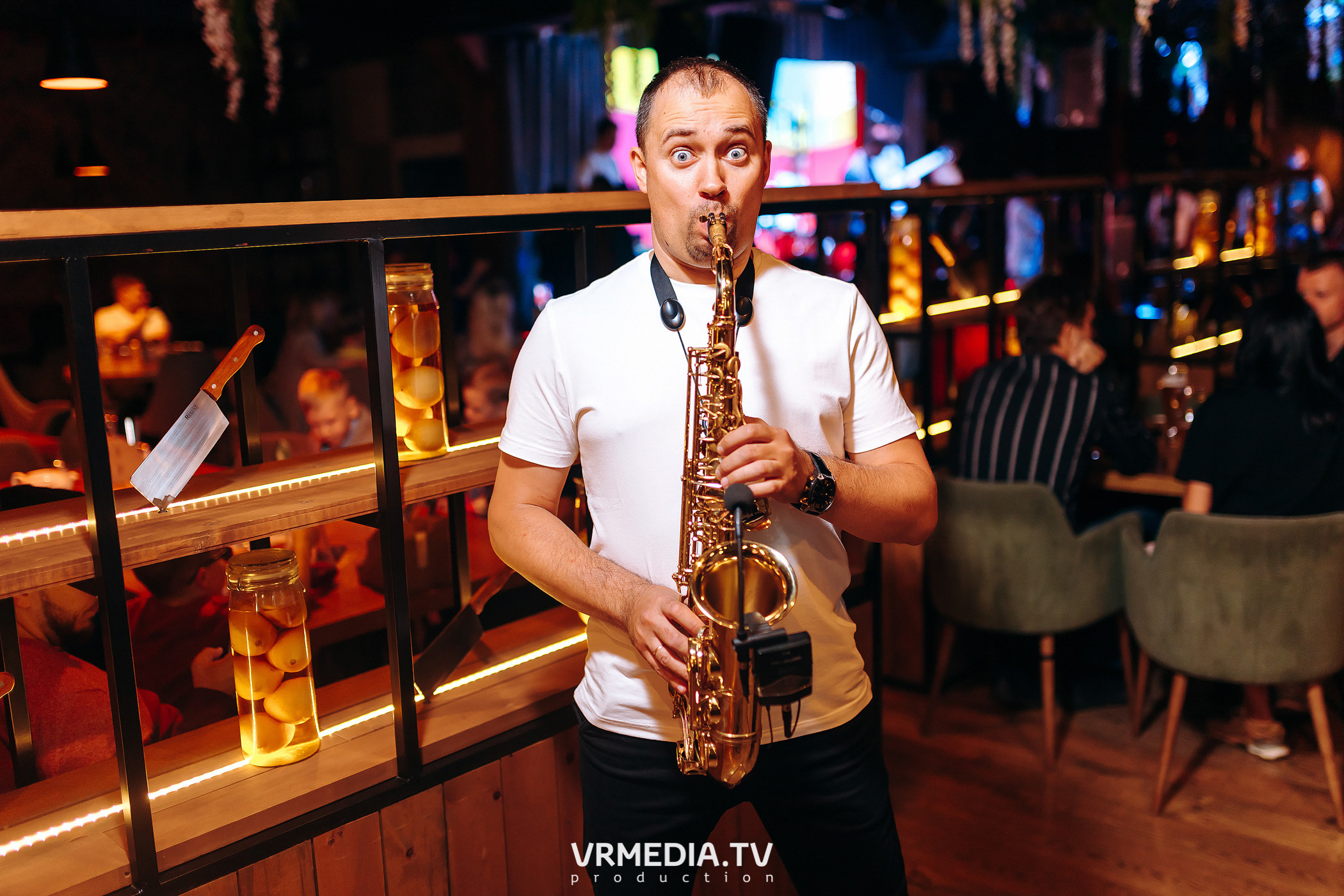 Джазовая среда. BBQUEEN