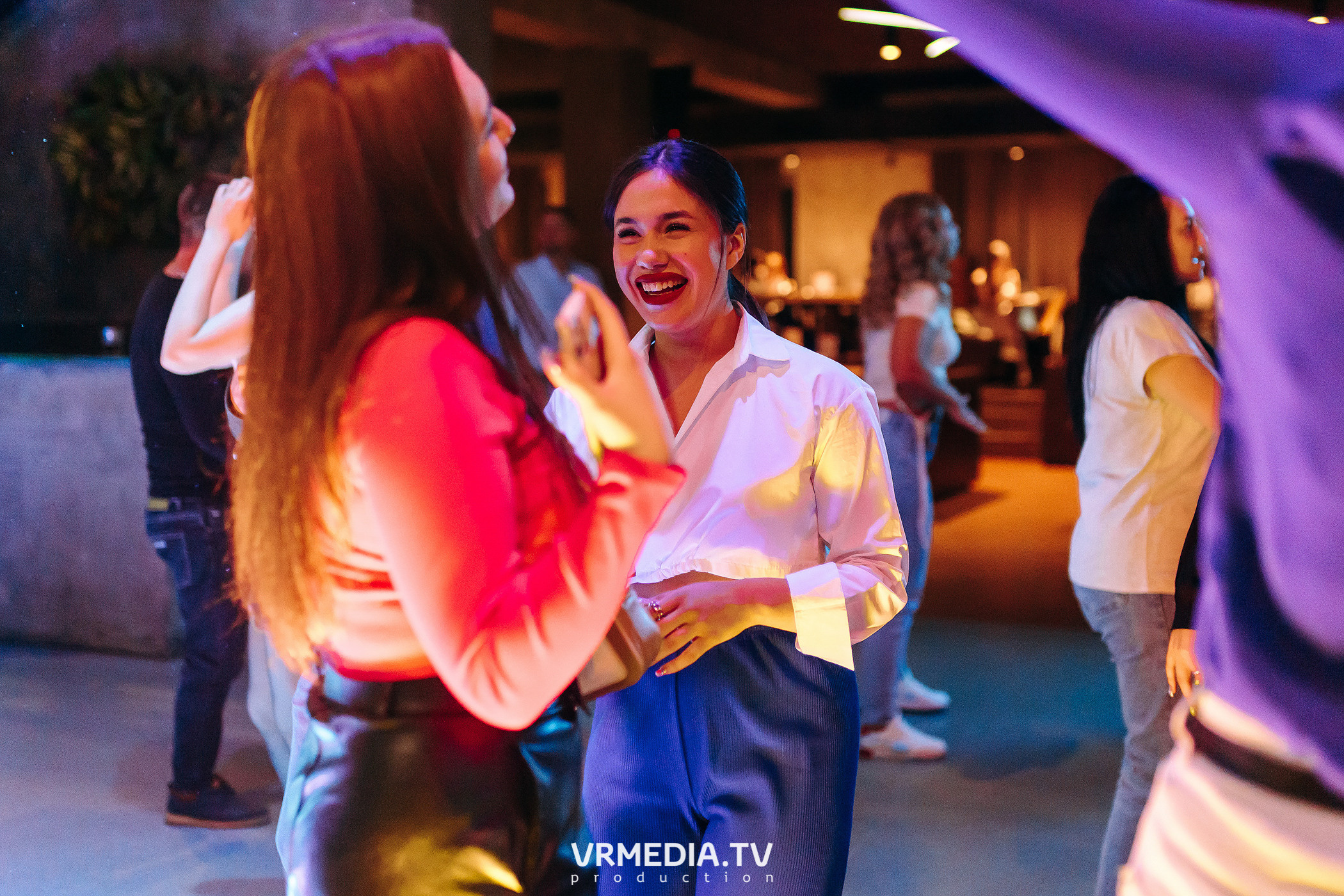 Выходные в баре «DOSKI»