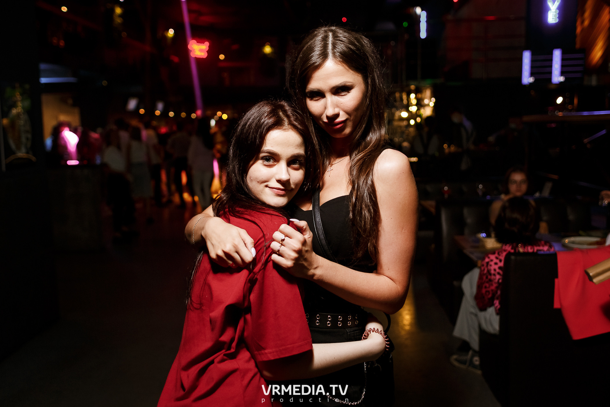 Выходные в баре «DOSKI»