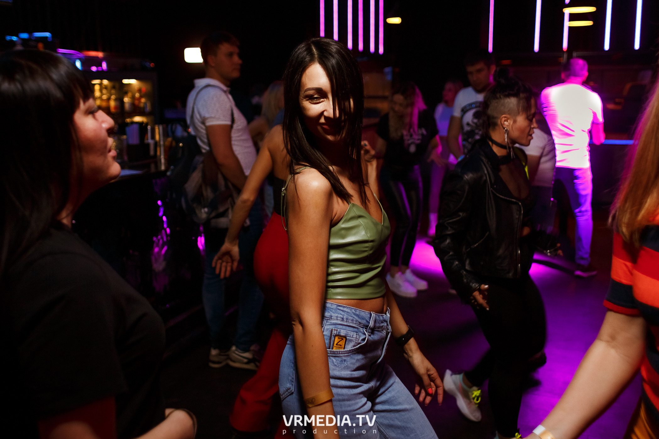 Выходные в ночном клубе «ЭФИР»