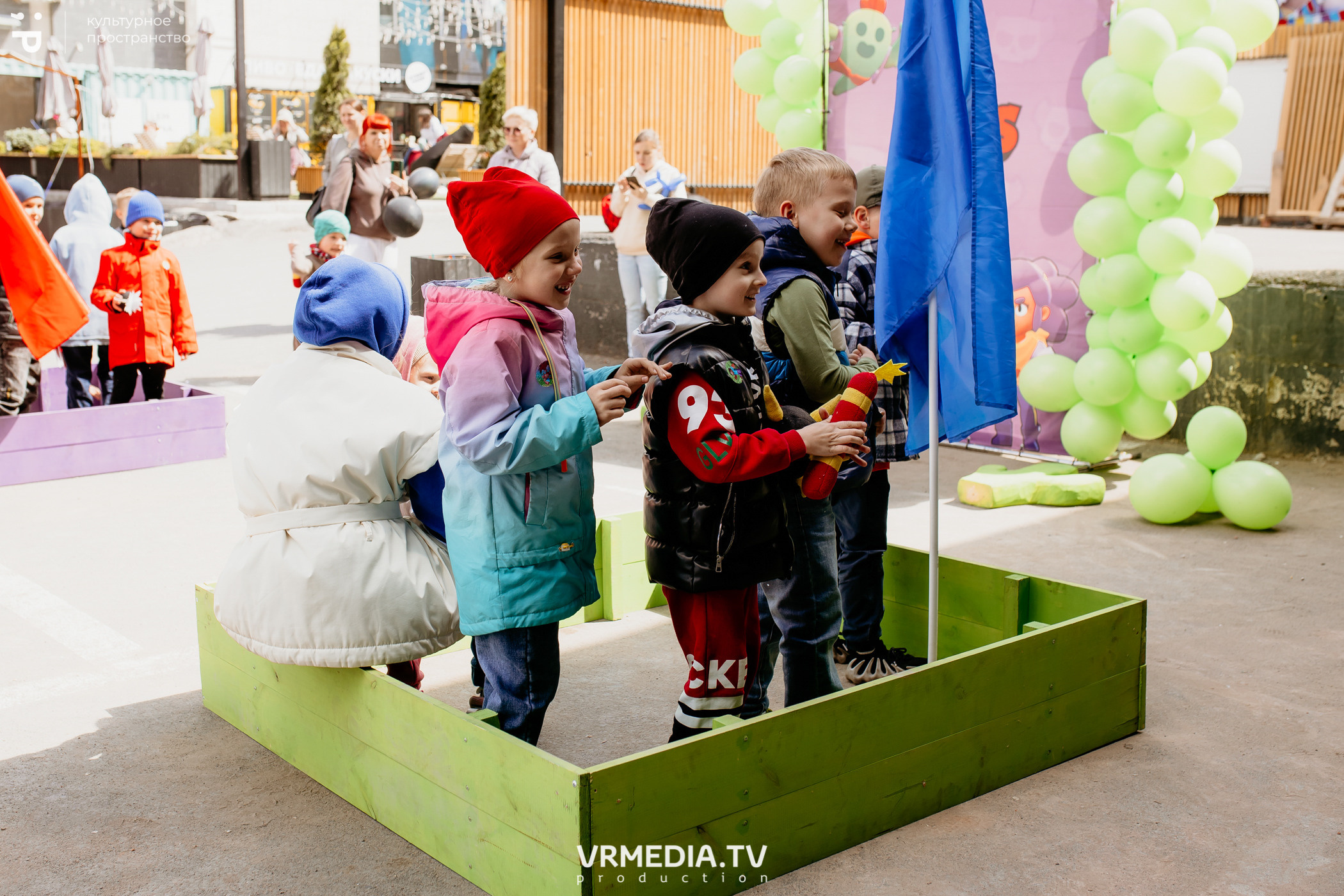 ВСТРЕЧАЙ ЛЕТО С DETISKAZKA42 в культурном пространстве «Редакция»