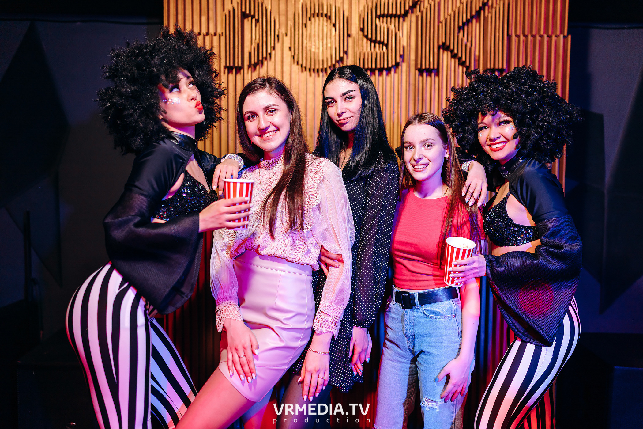 Выходные в баре «DOSKI»