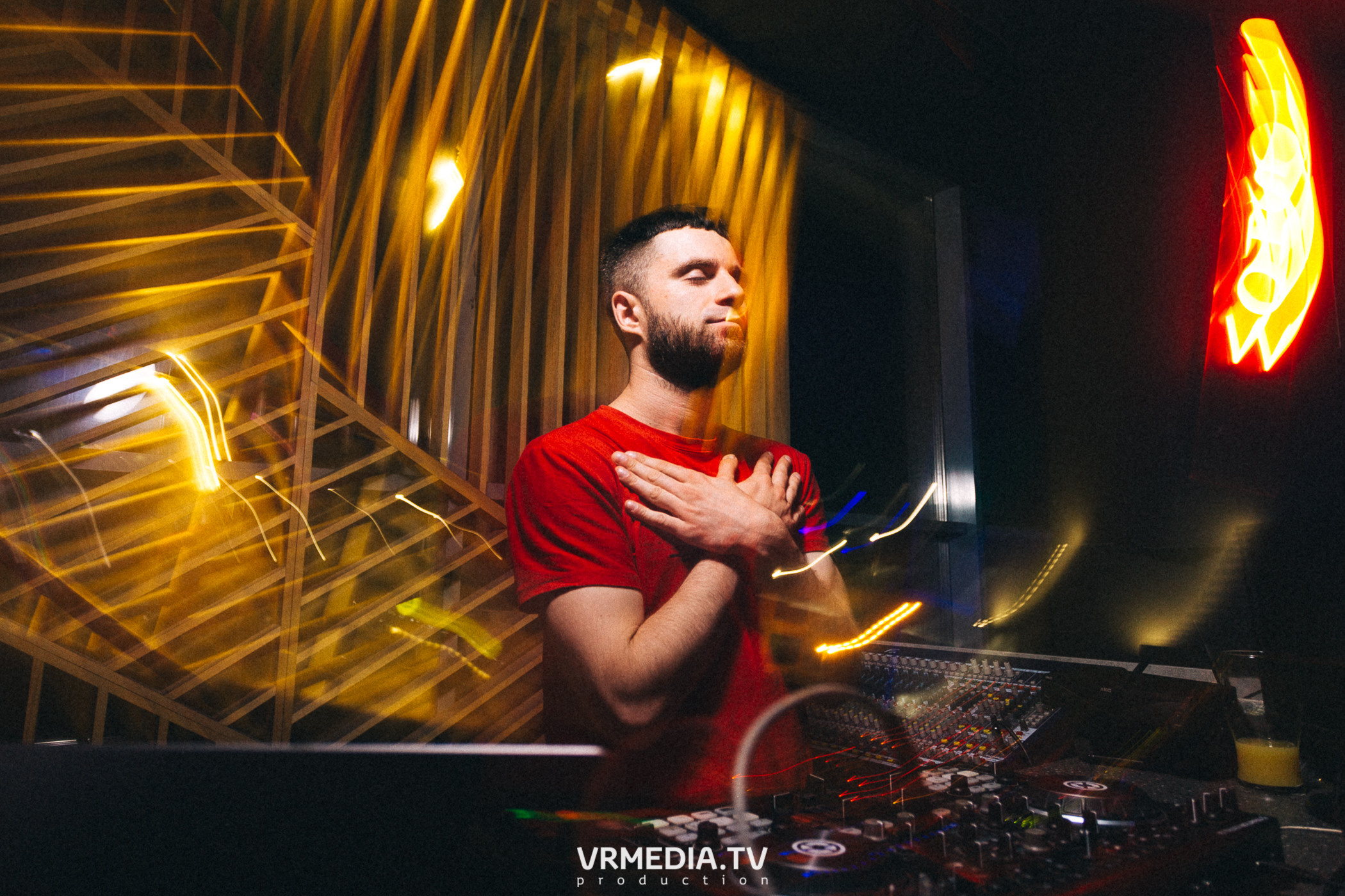 Bunny Hard в баре «DOSKI»