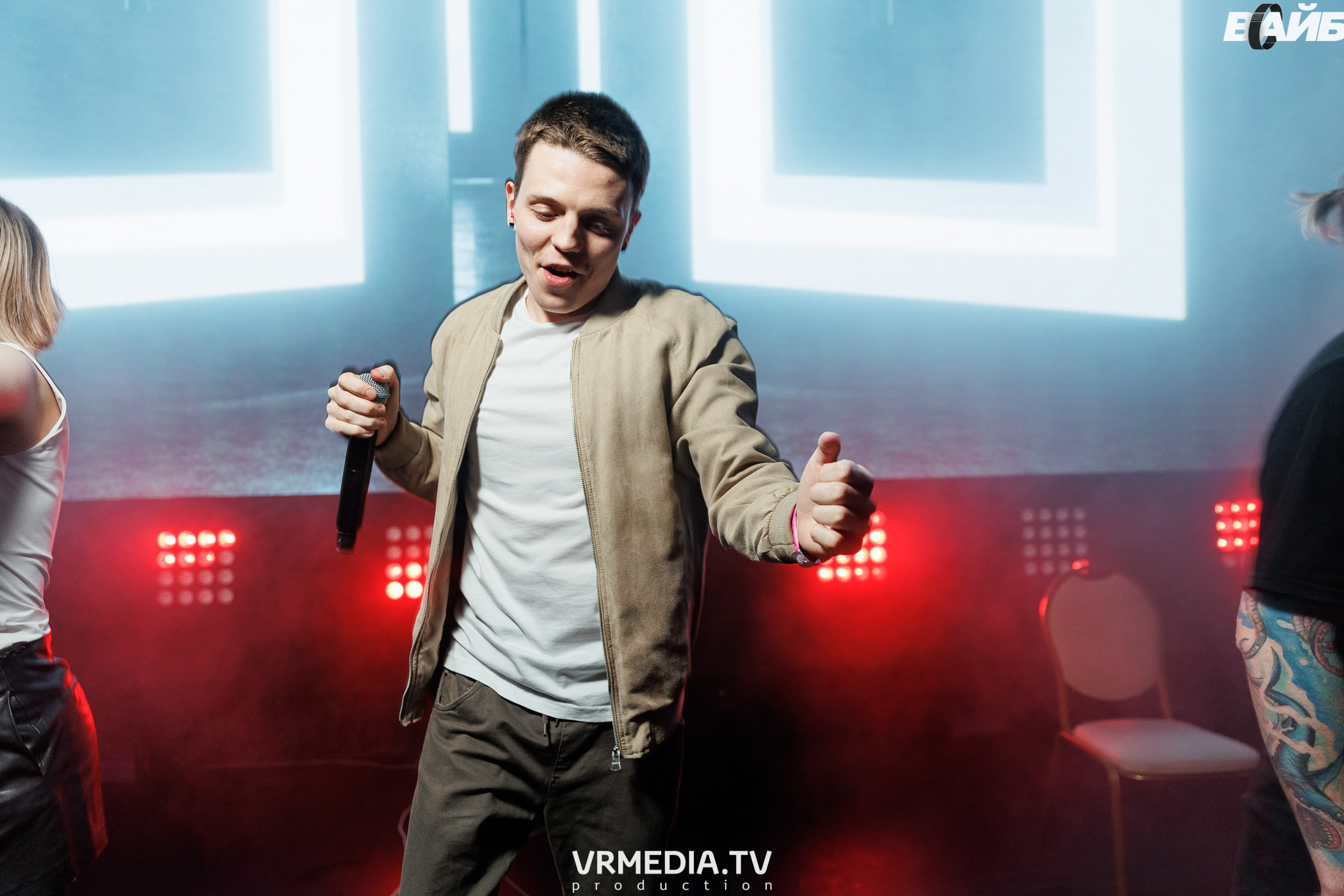 Молодость простит