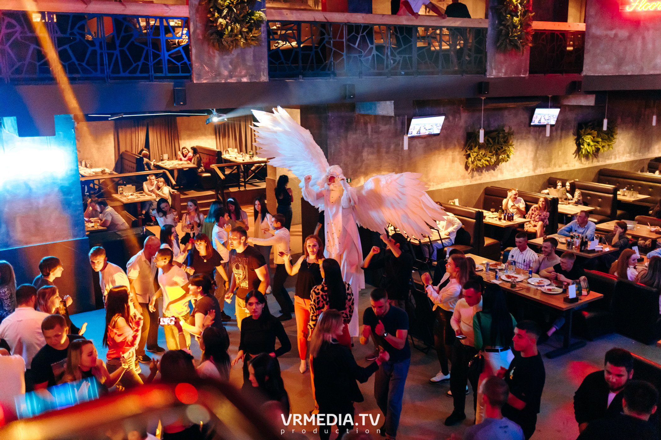 Angels в баре «DOSKI»