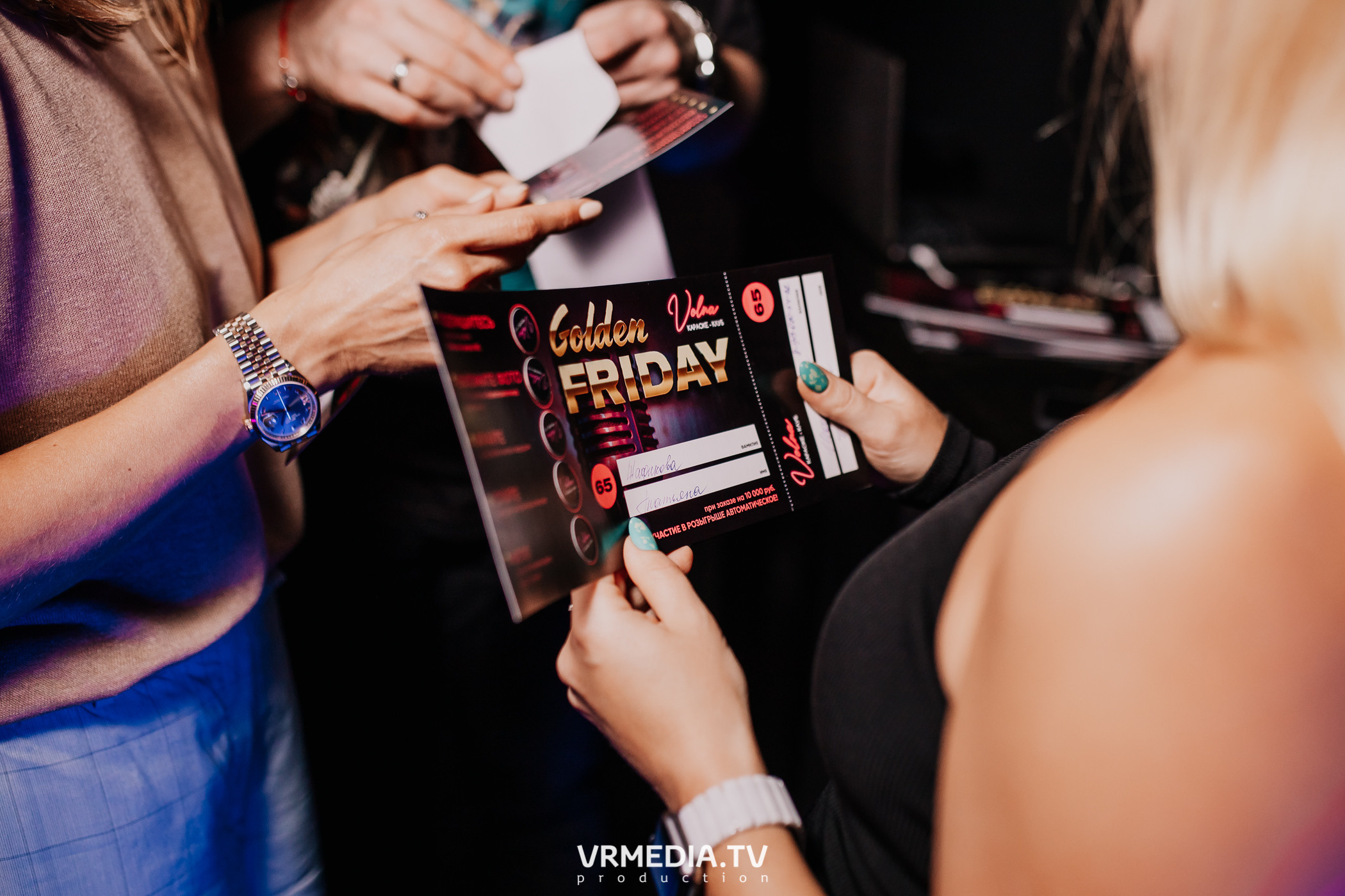 Русский рок в караоке-баре «Volna»