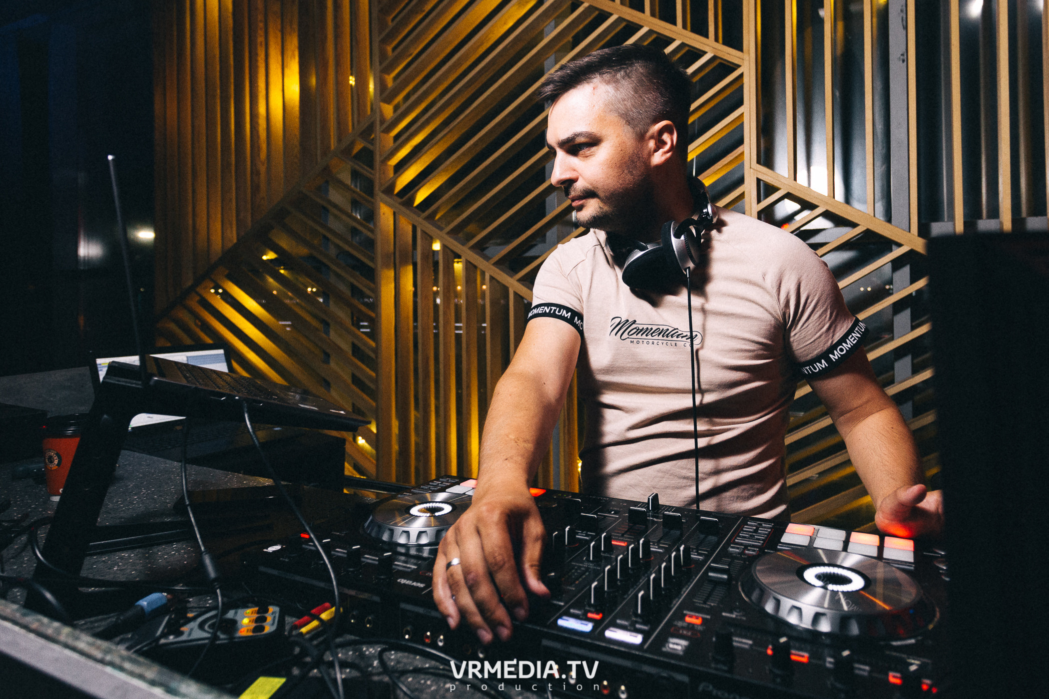 На чилле в баре «DOSKI»