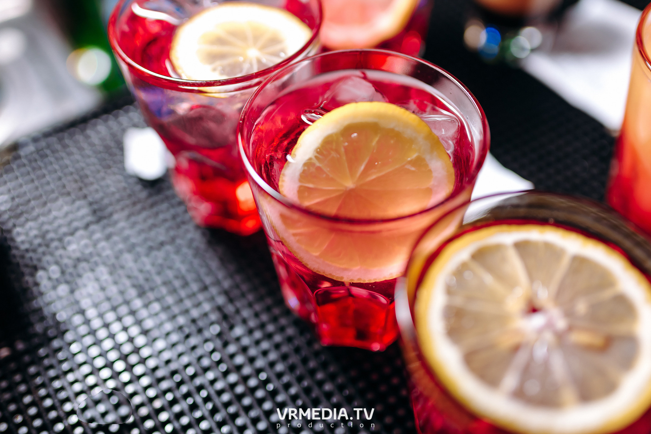 Выходные в баре «DOSKI»