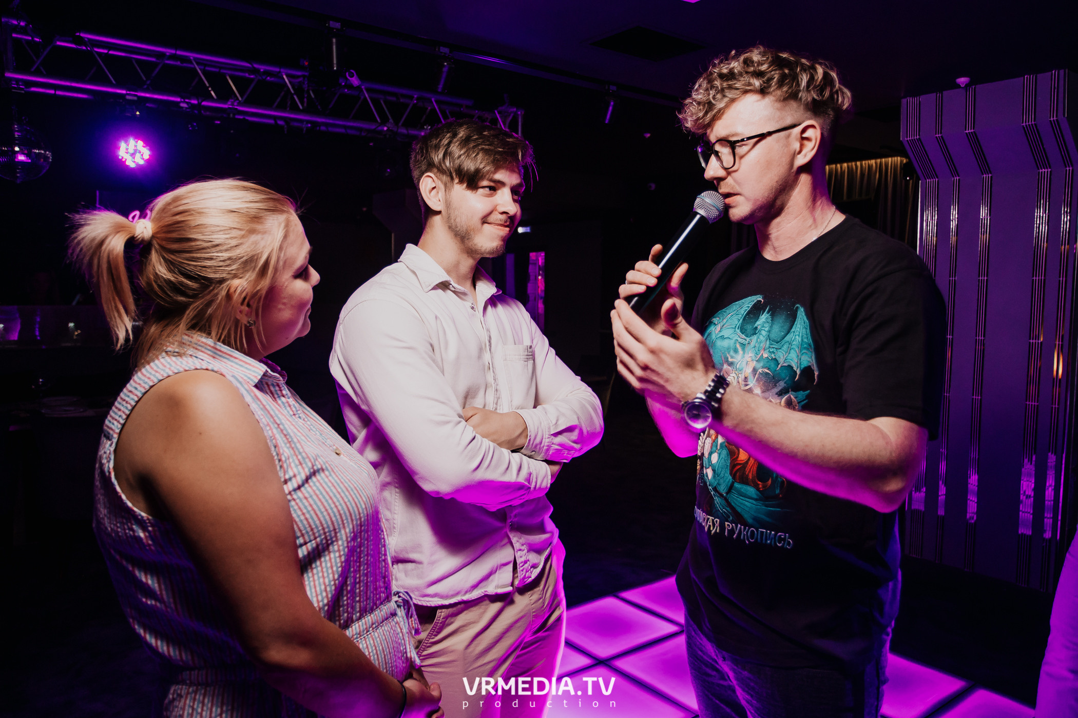 Русский рок в караоке-баре «Volna»