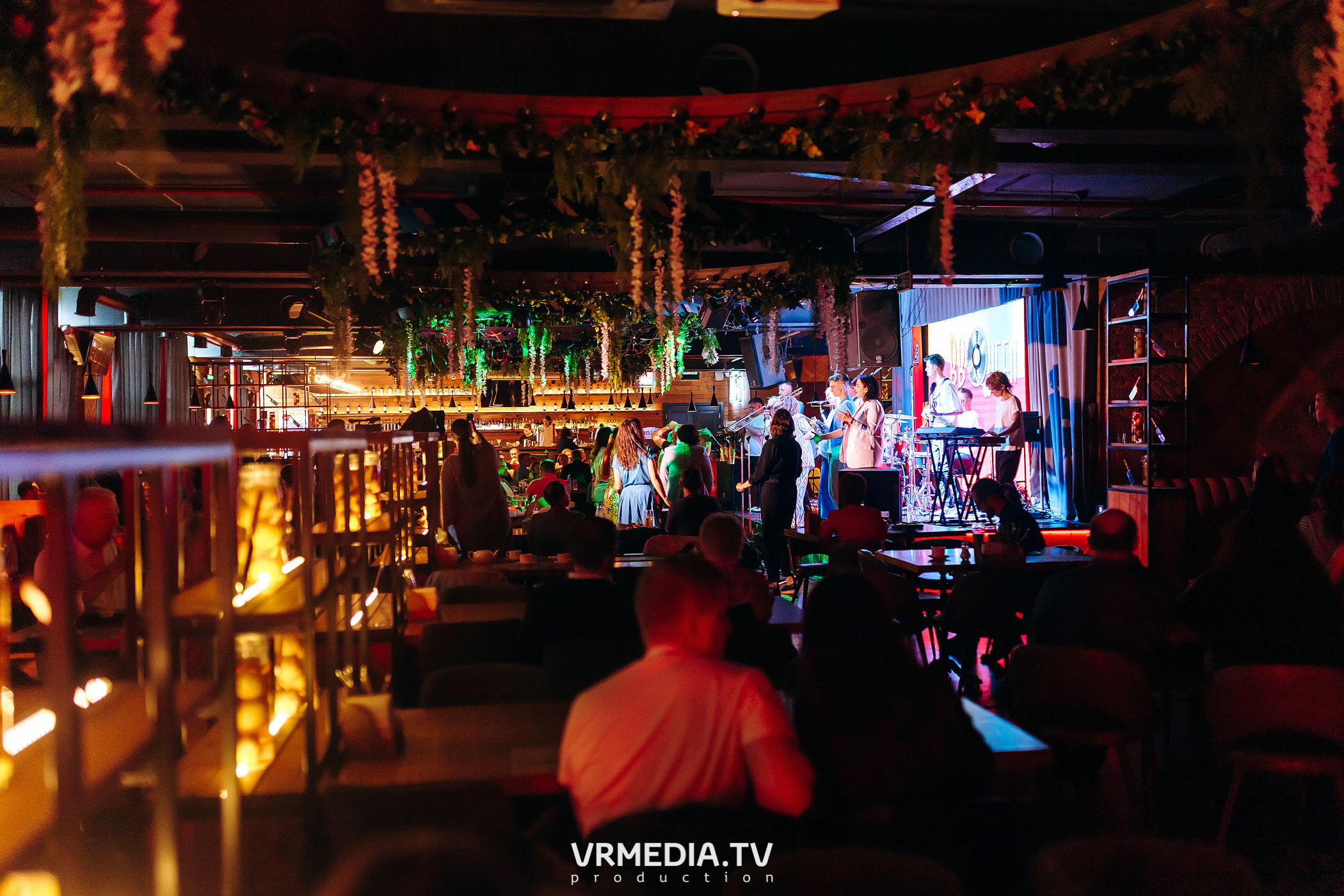 Джазовая среда. BBQUEEN