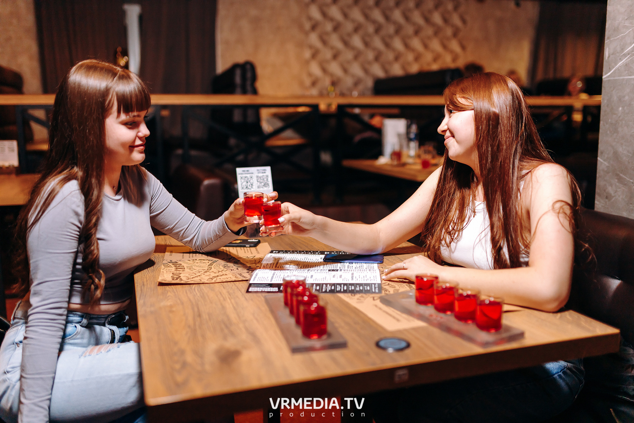 Выходные в баре «DOSKI»