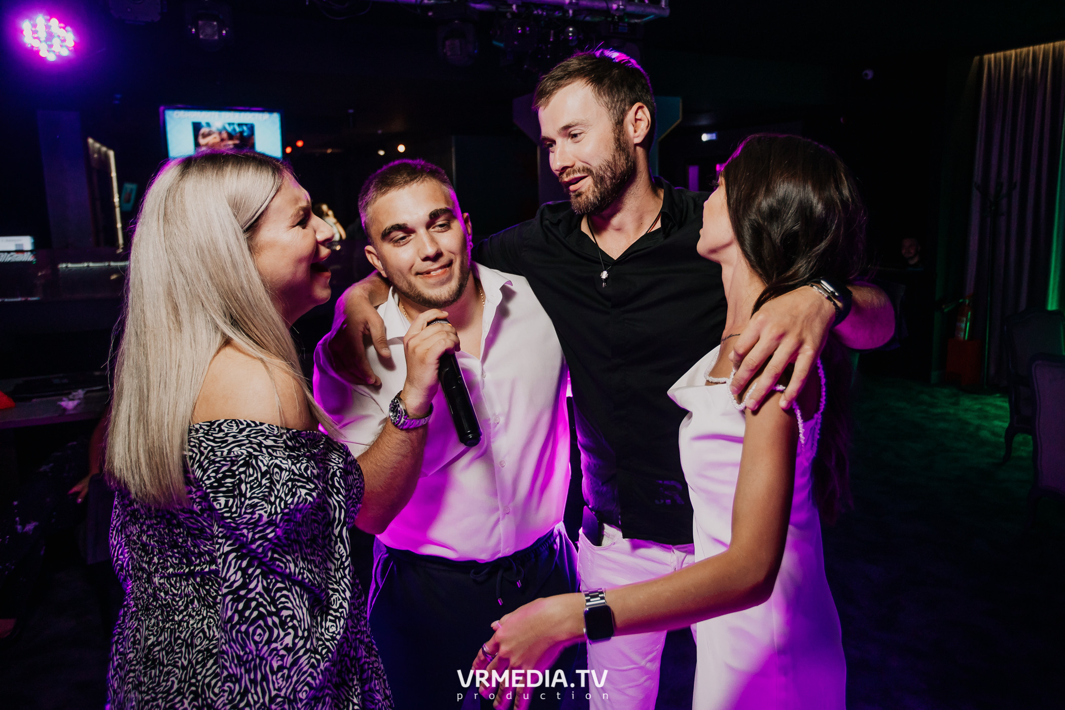 IQ party в караоке-баре «Volna»