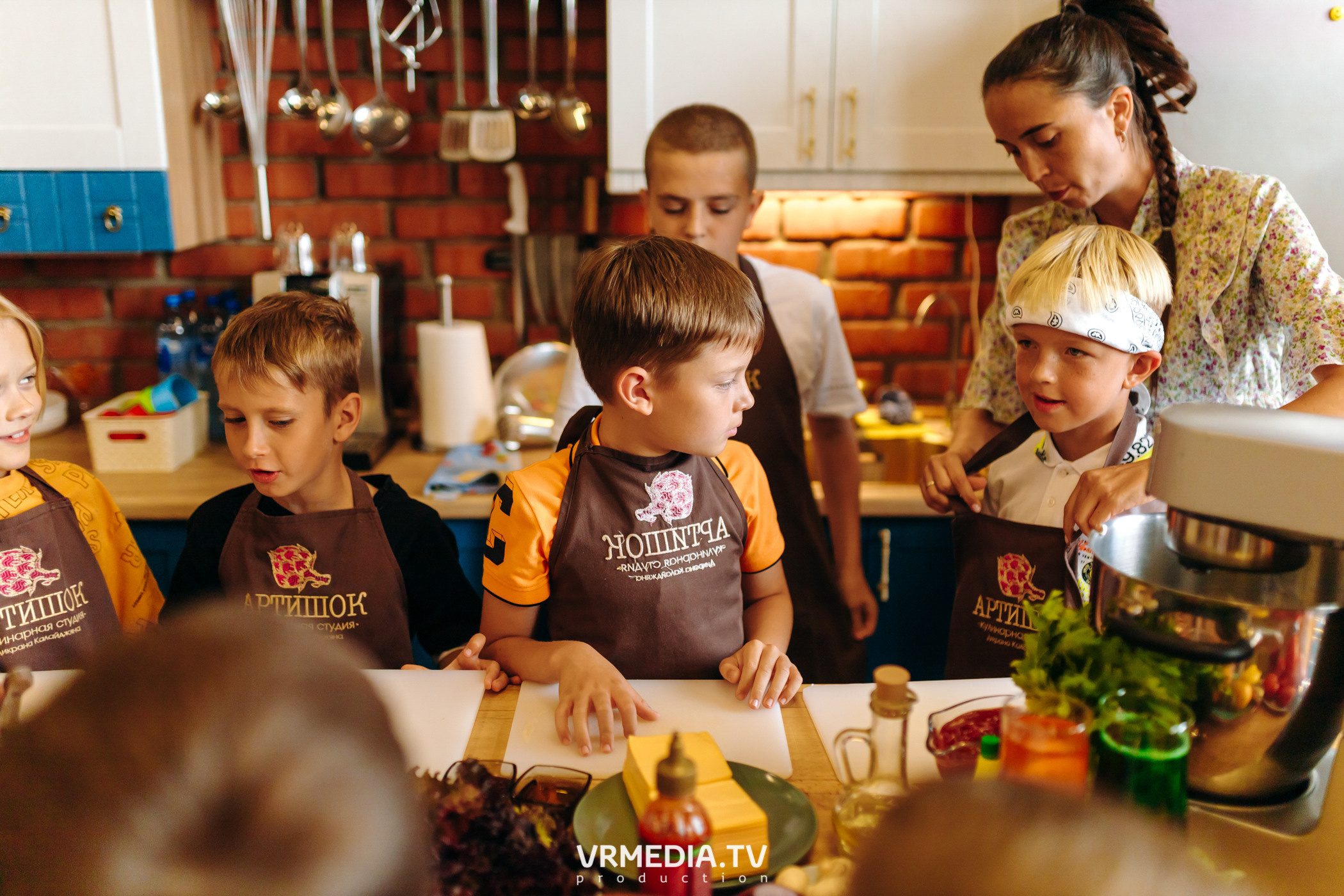 День рождения Артура Калайджяна в кулинарной студии «Артишок»