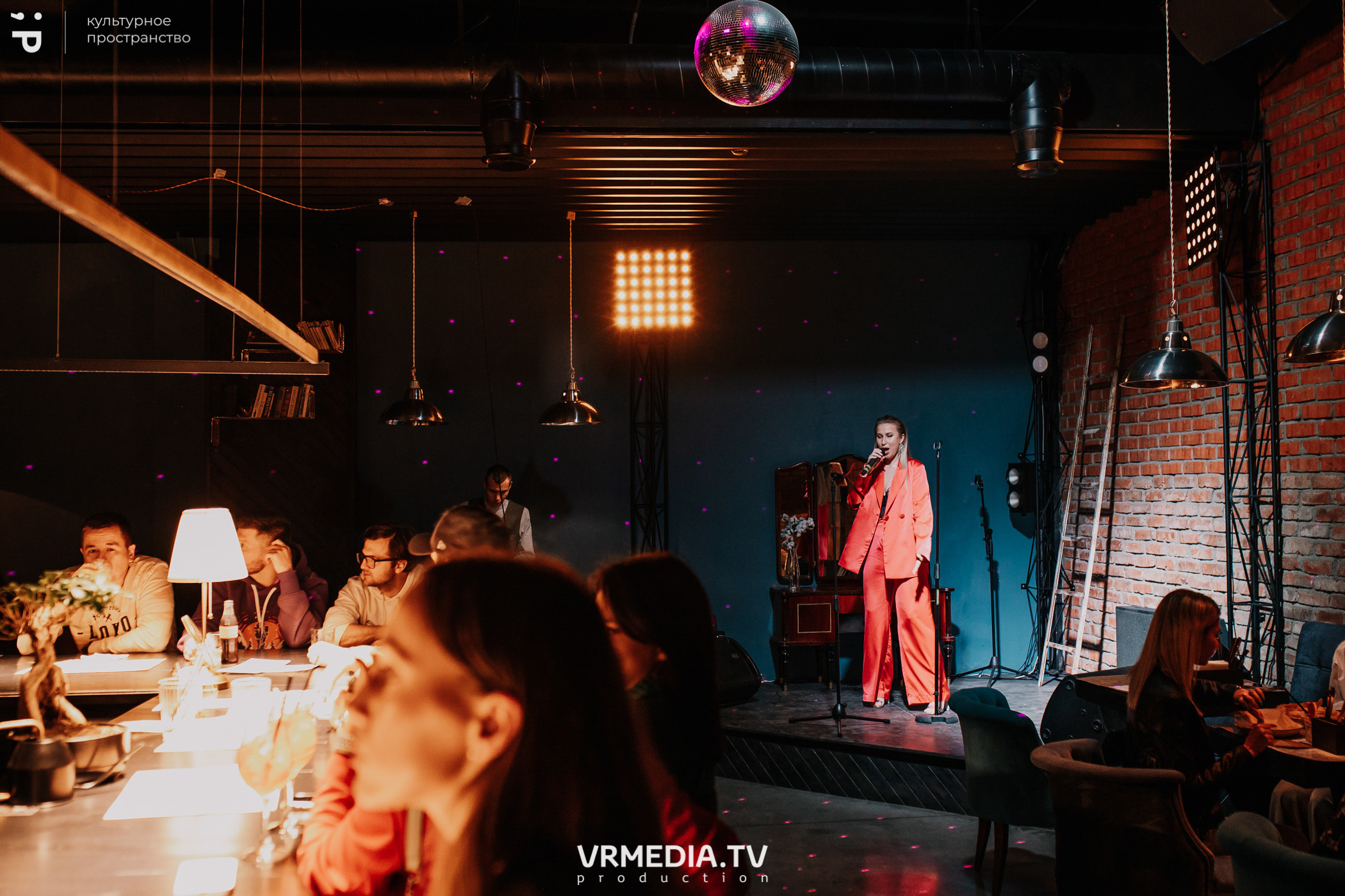 Открытие «C’mon bar» в культурном пространстве «Редакция»