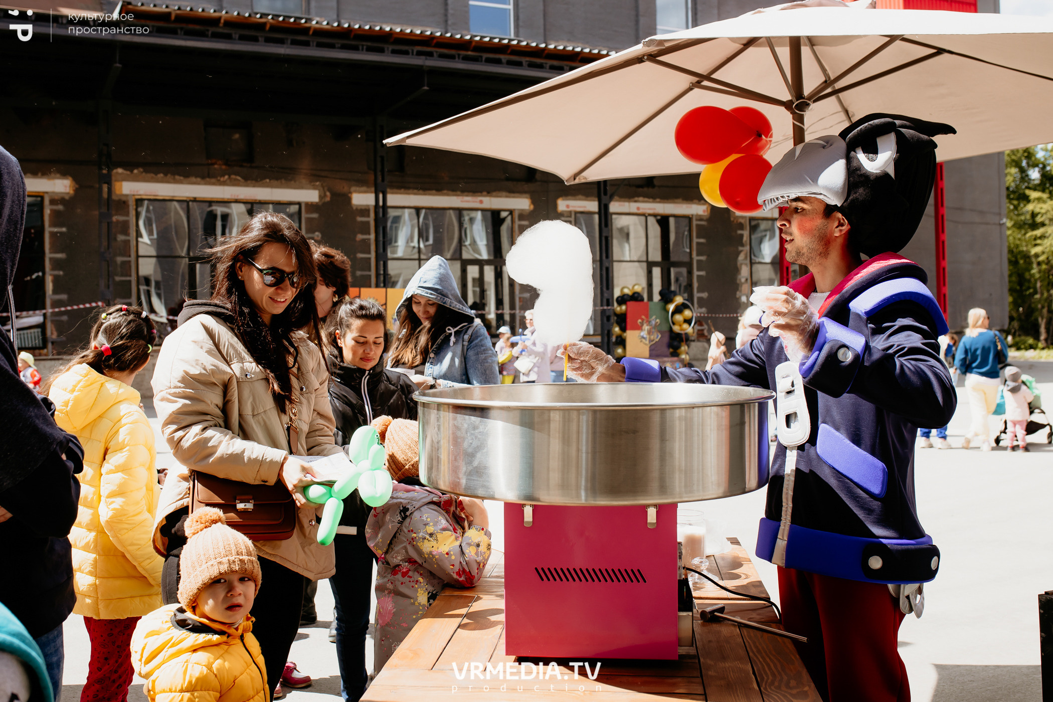 ВСТРЕЧАЙ ЛЕТО С DETISKAZKA42 в культурном пространстве «Редакция»