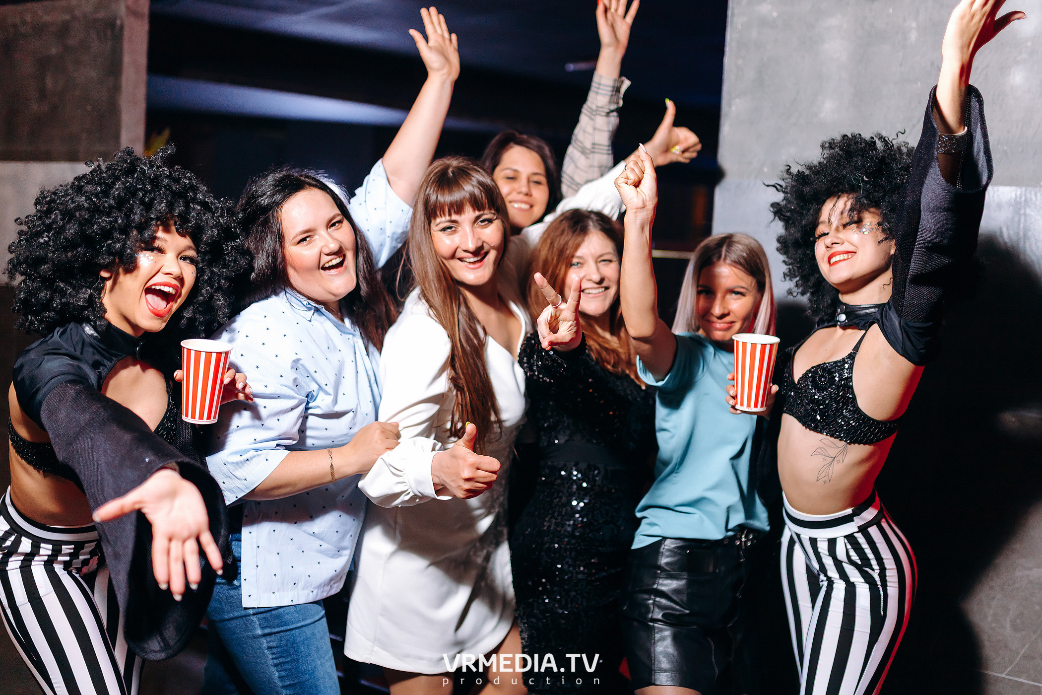 Выходные в баре «DOSKI»