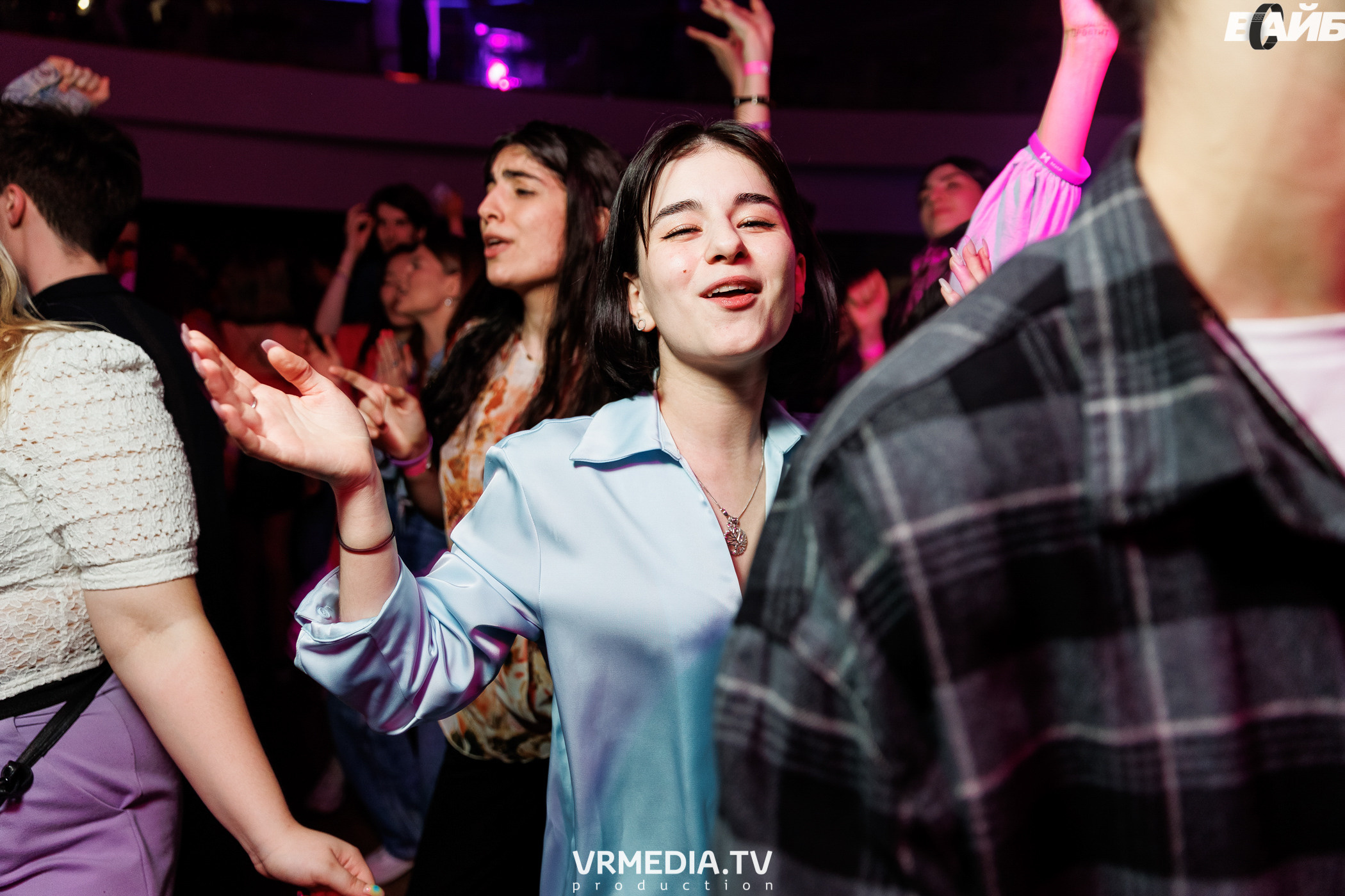 Молодость простит