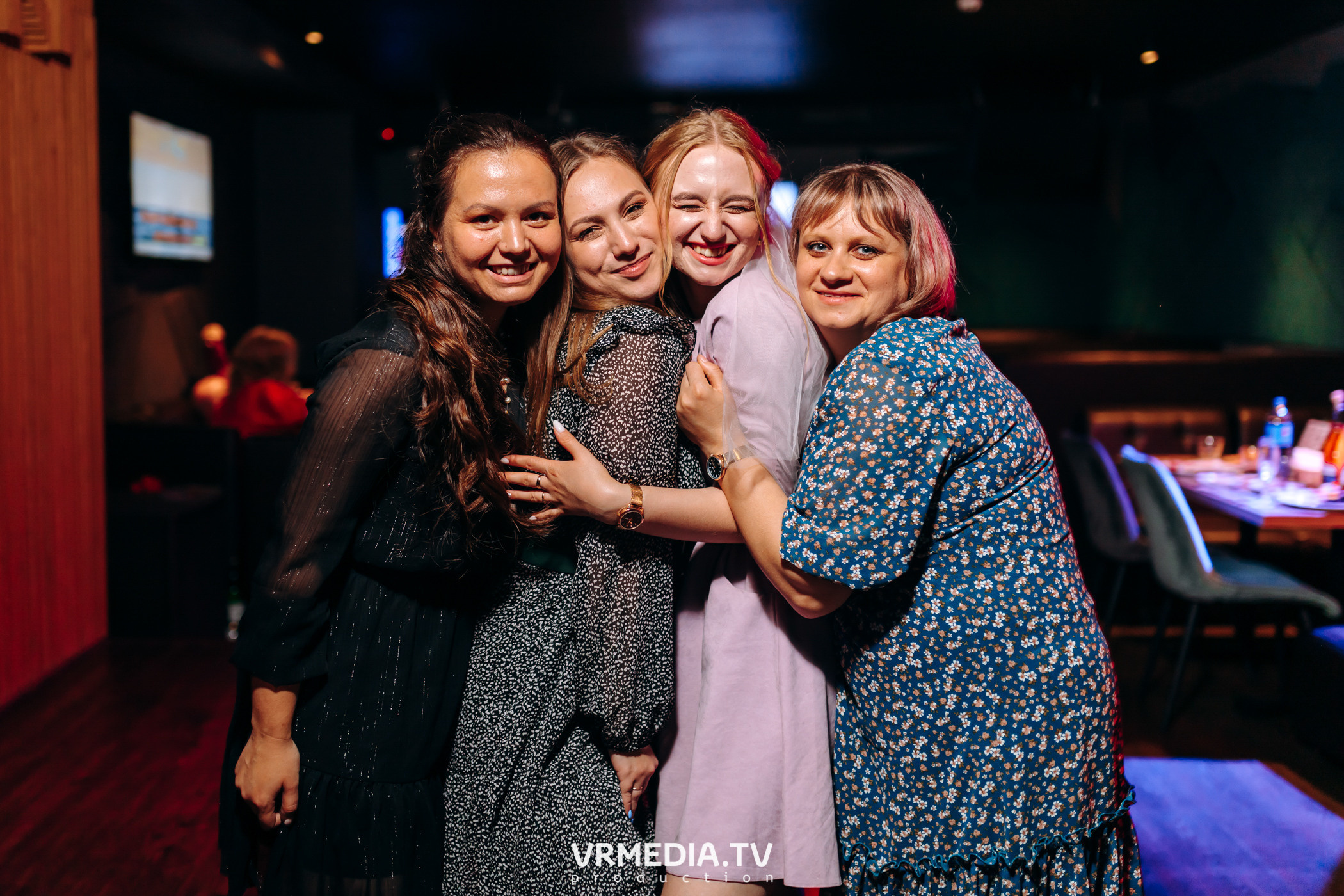 Выходные в баре «DOSKI»