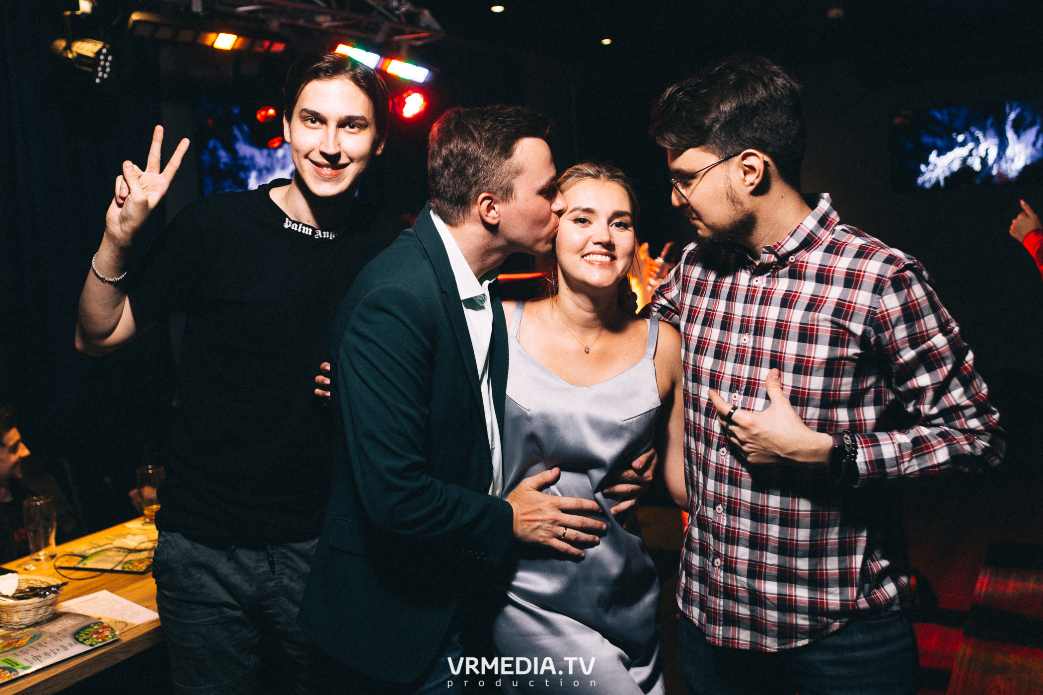 На чилле в баре «DOSKI»