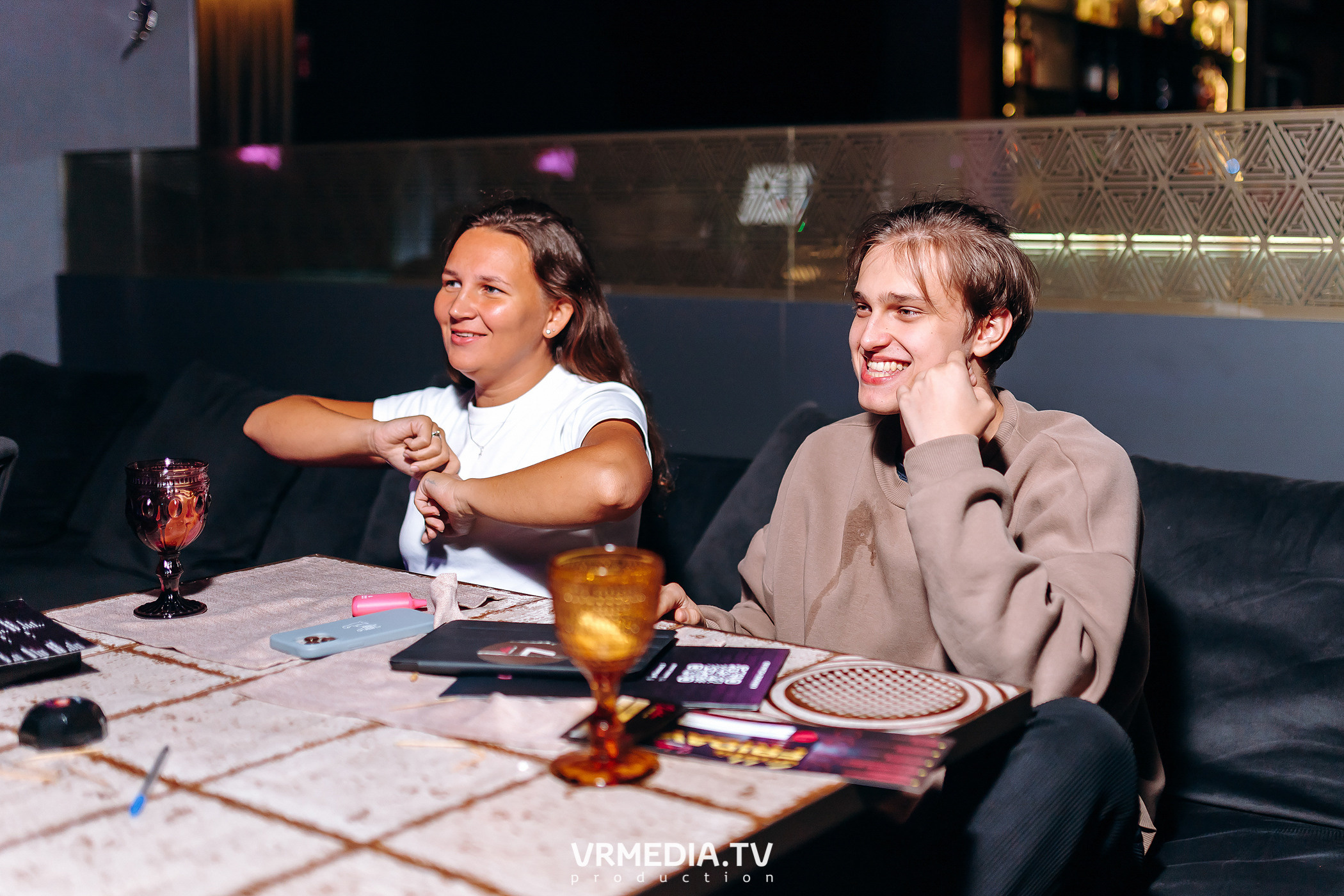 Золотая пятница в караоке-баре «Volna»