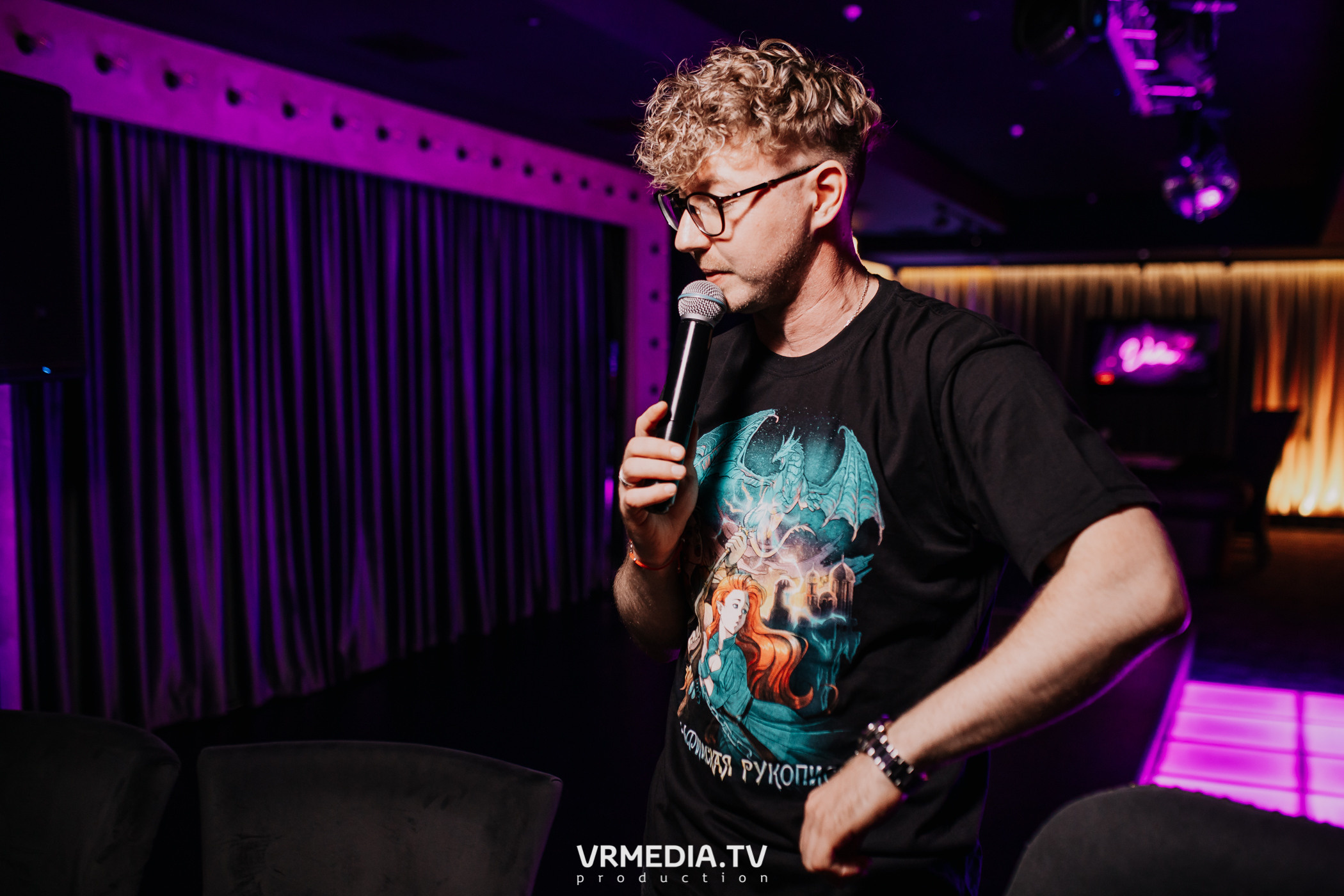 Русский рок в караоке-баре «Volna»