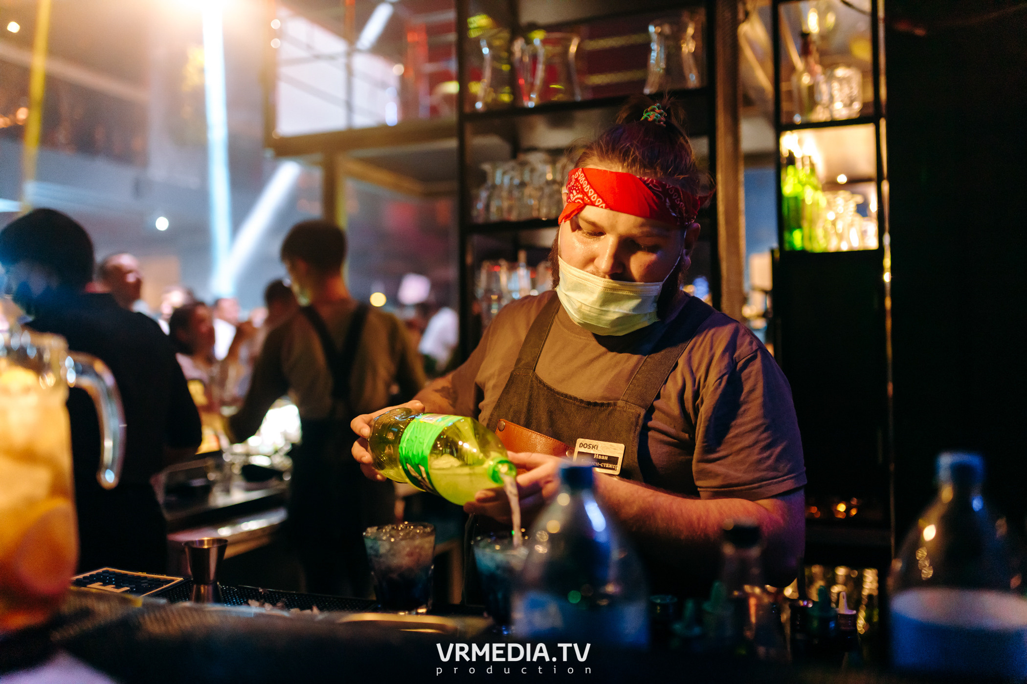 Выходные в баре «DOSKI»