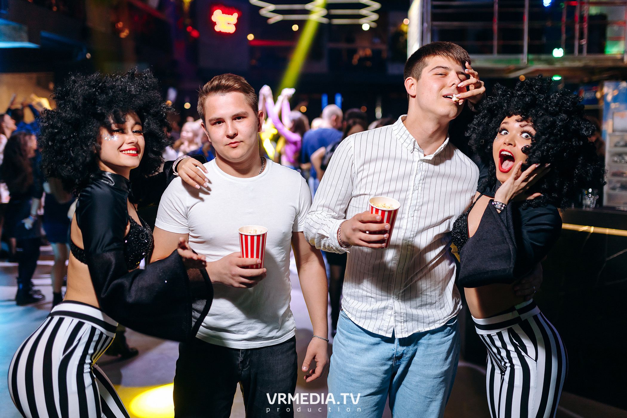 Выходные в баре «DOSKI»