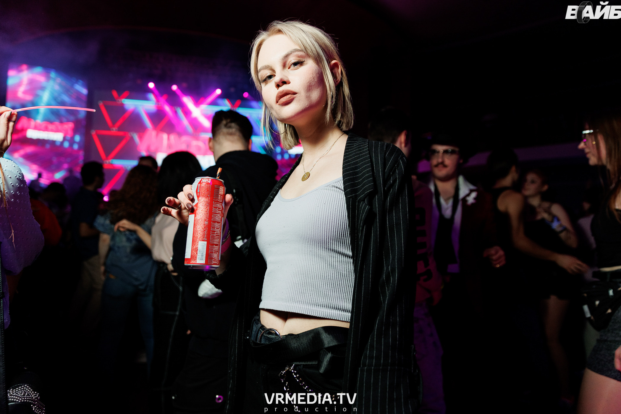 Молодость простит