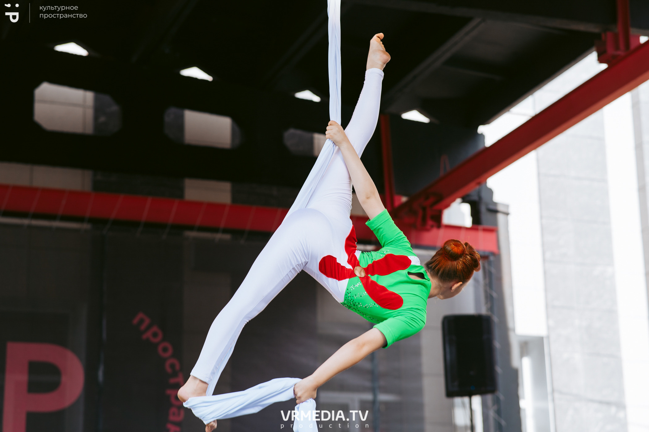 Летний арт-фестиваль SKYLINE в культурном пространстве «Редакция»