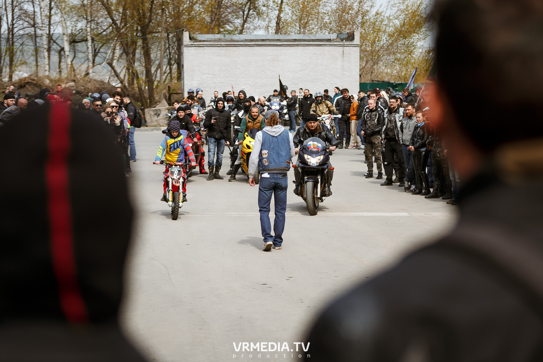 Открытие кемеровского мотосезона в культурном пространстве «Редакция»