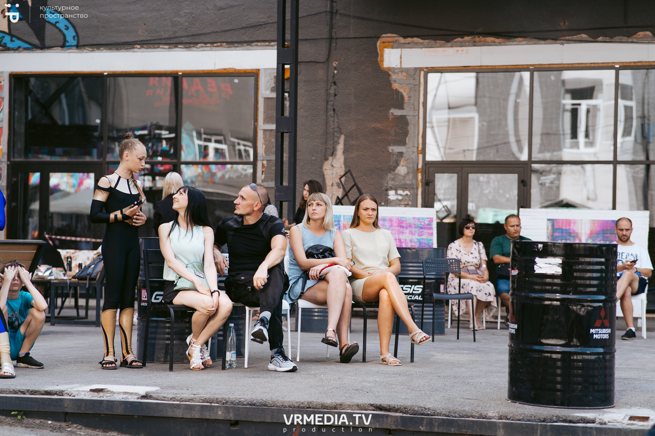 Летний арт-фестиваль SKYLINE в культурном пространстве «Редакция»