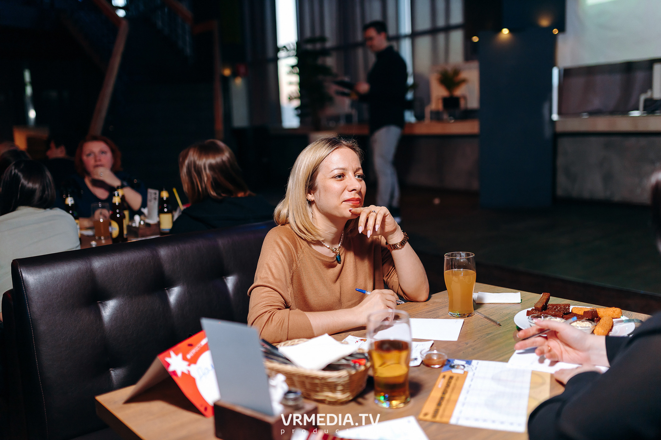 WOW QUIZ в баре «DOSKI»