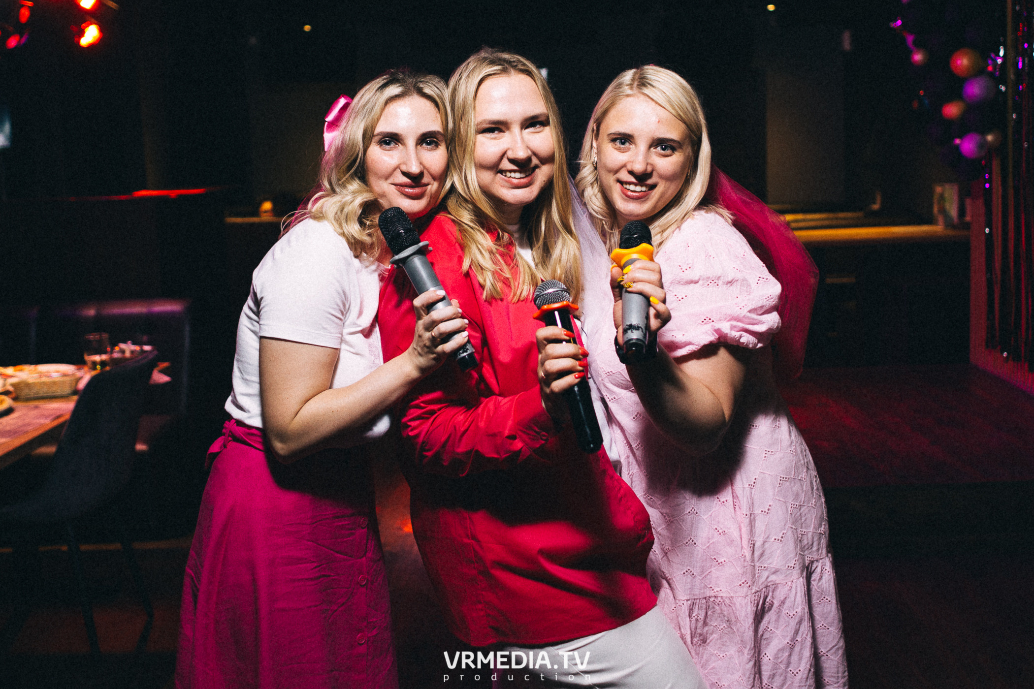 Bunny Hard в баре «DOSKI»