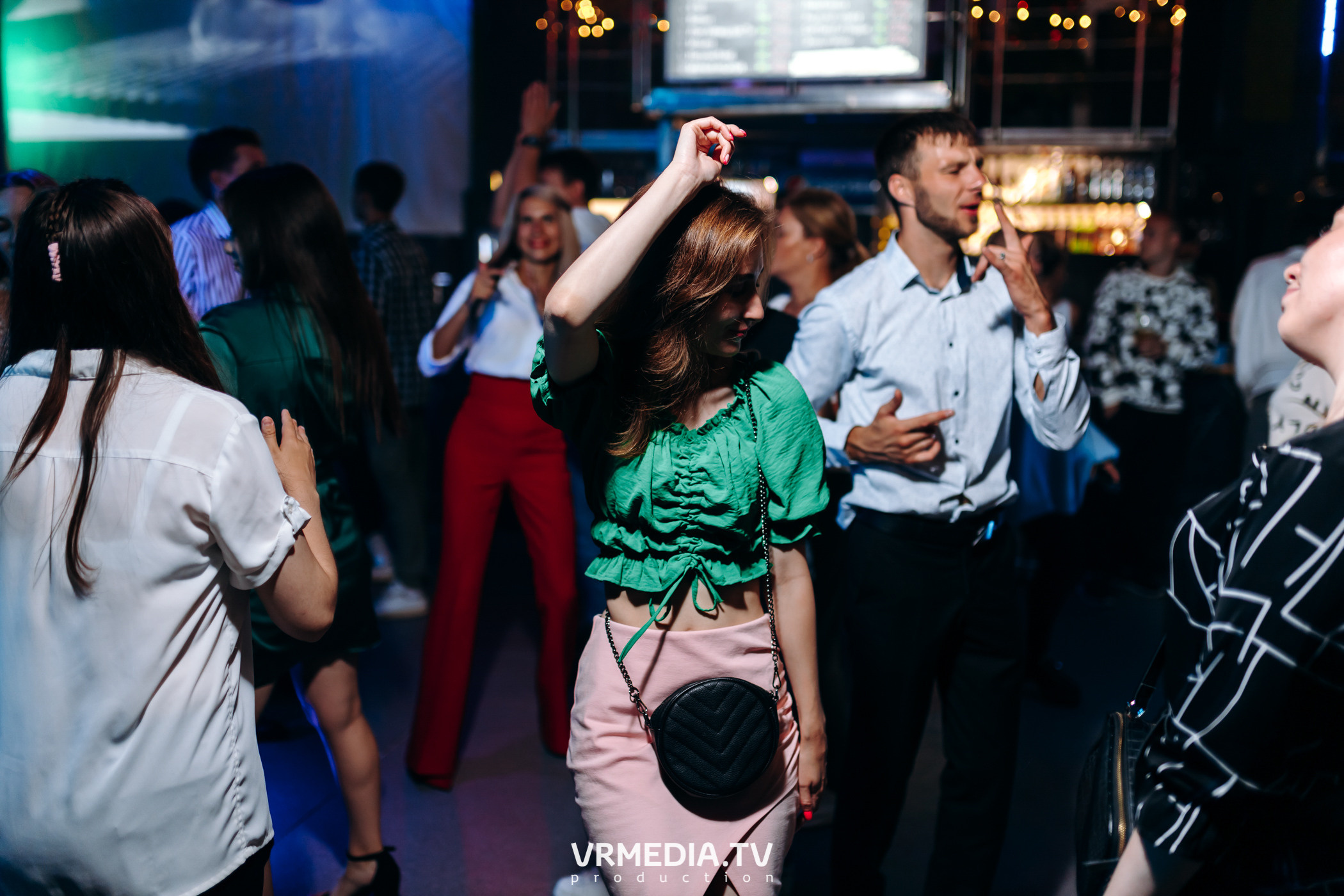 Новогодние корпоративы в баре «DOSKI»