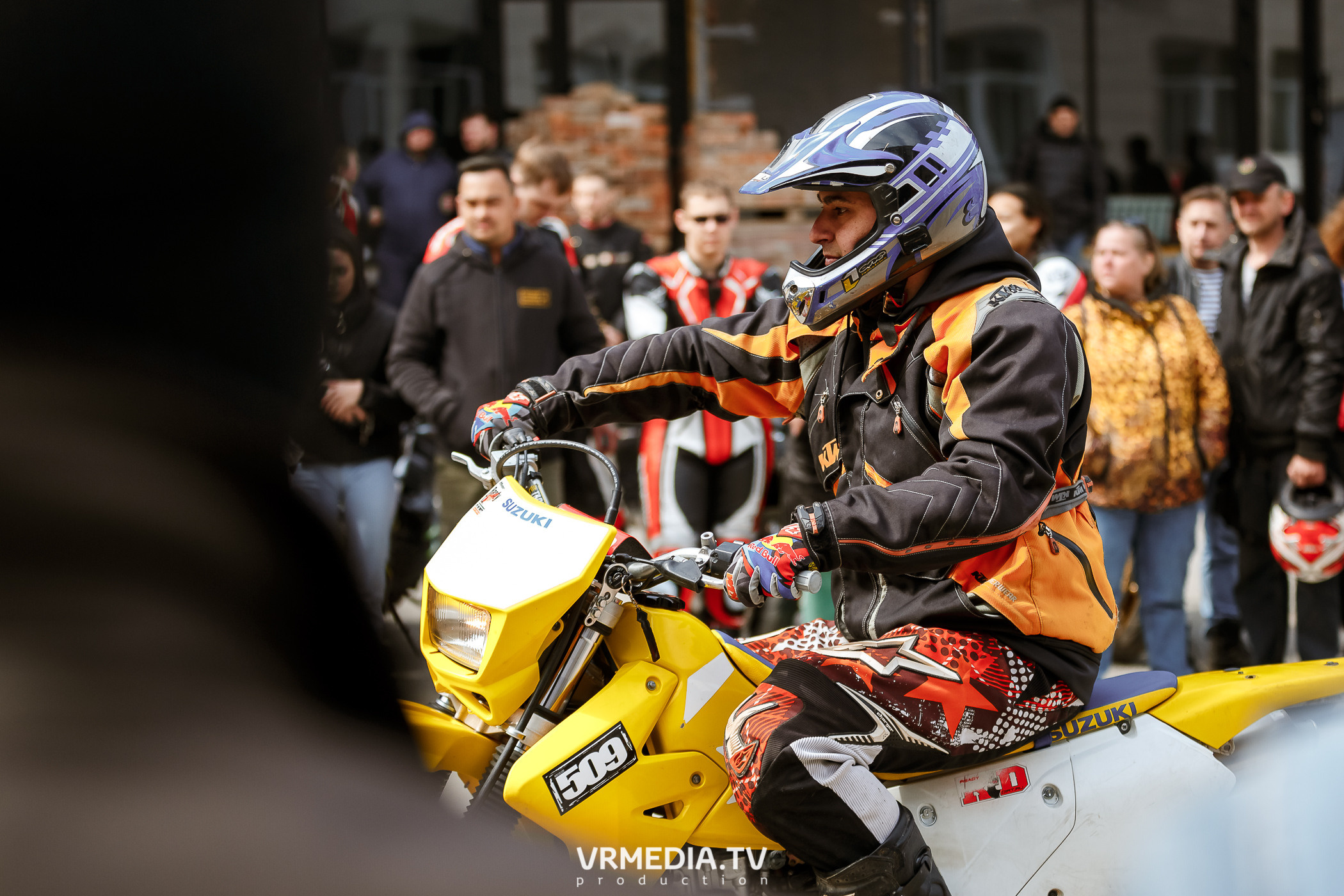 Открытие кемеровского мотосезона в культурном пространстве «Редакция»