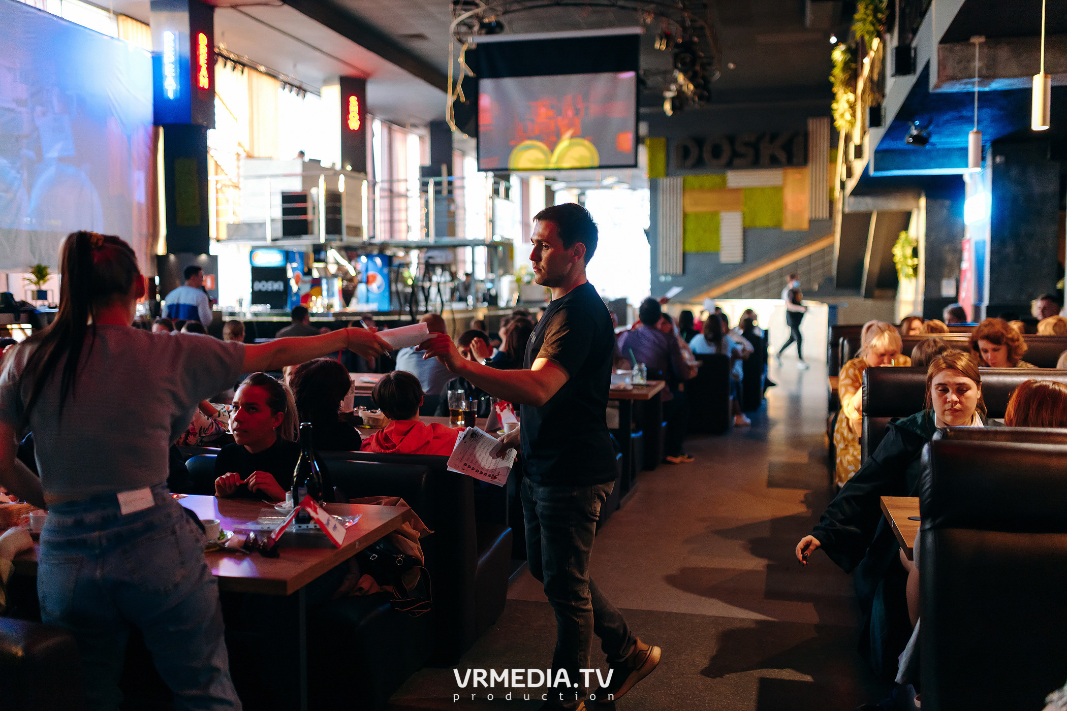 WOW QUIZ в баре «DOSKI»