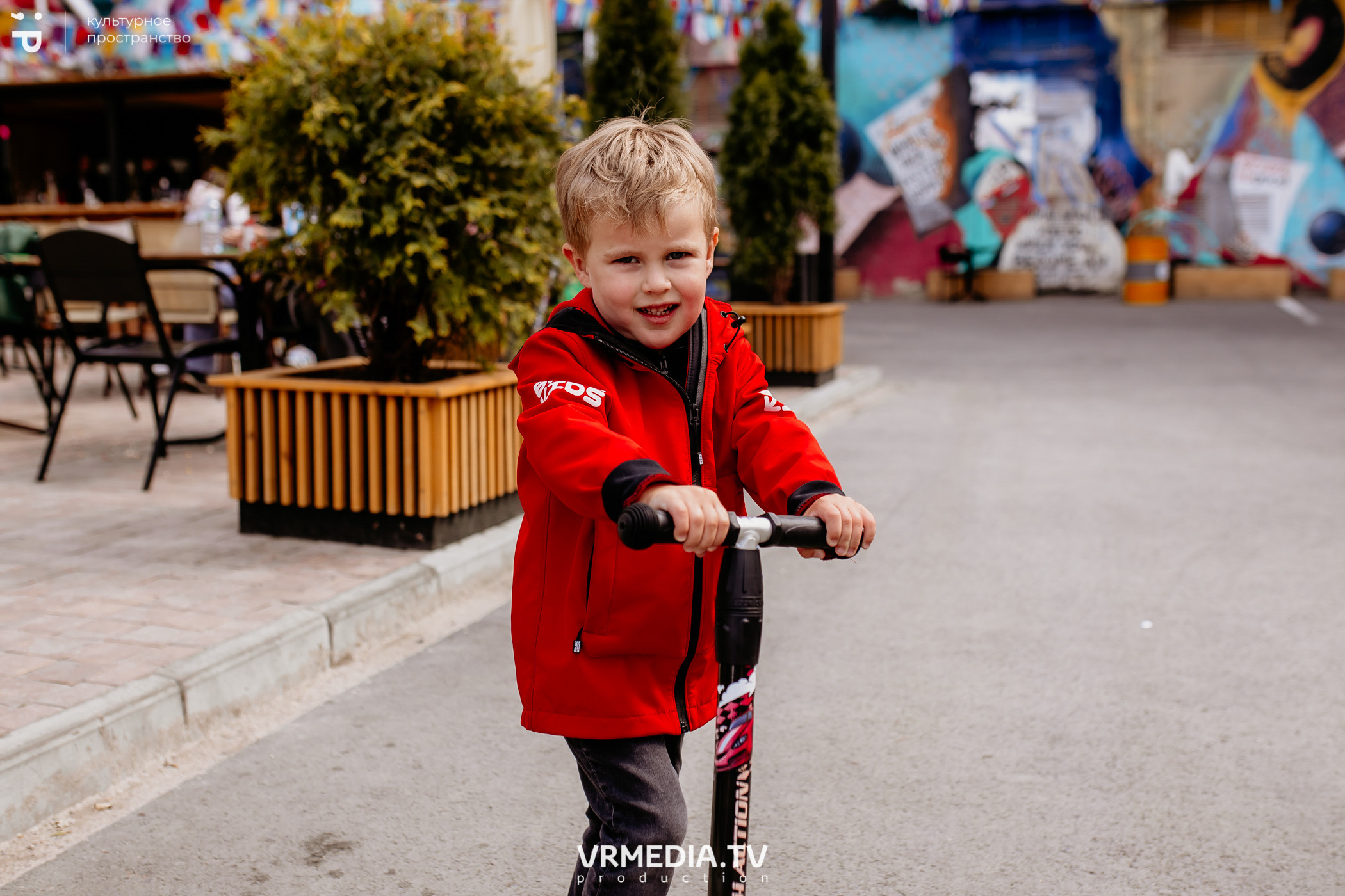 ВСТРЕЧАЙ ЛЕТО С DETISKAZKA42 в культурном пространстве «Редакция»