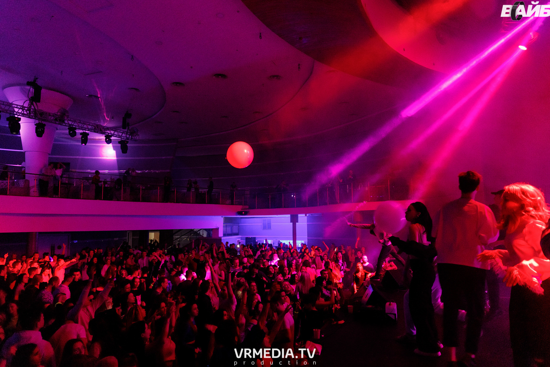 Молодость простит