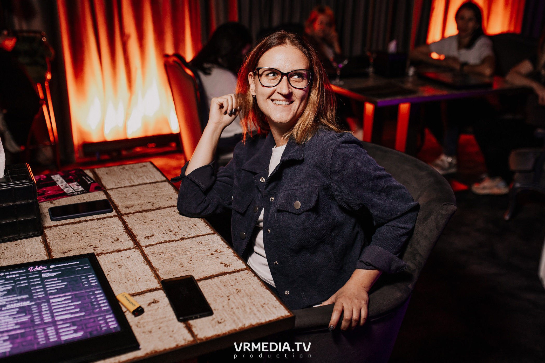 Пятничная вечеринка в караоке-баре «Volna»