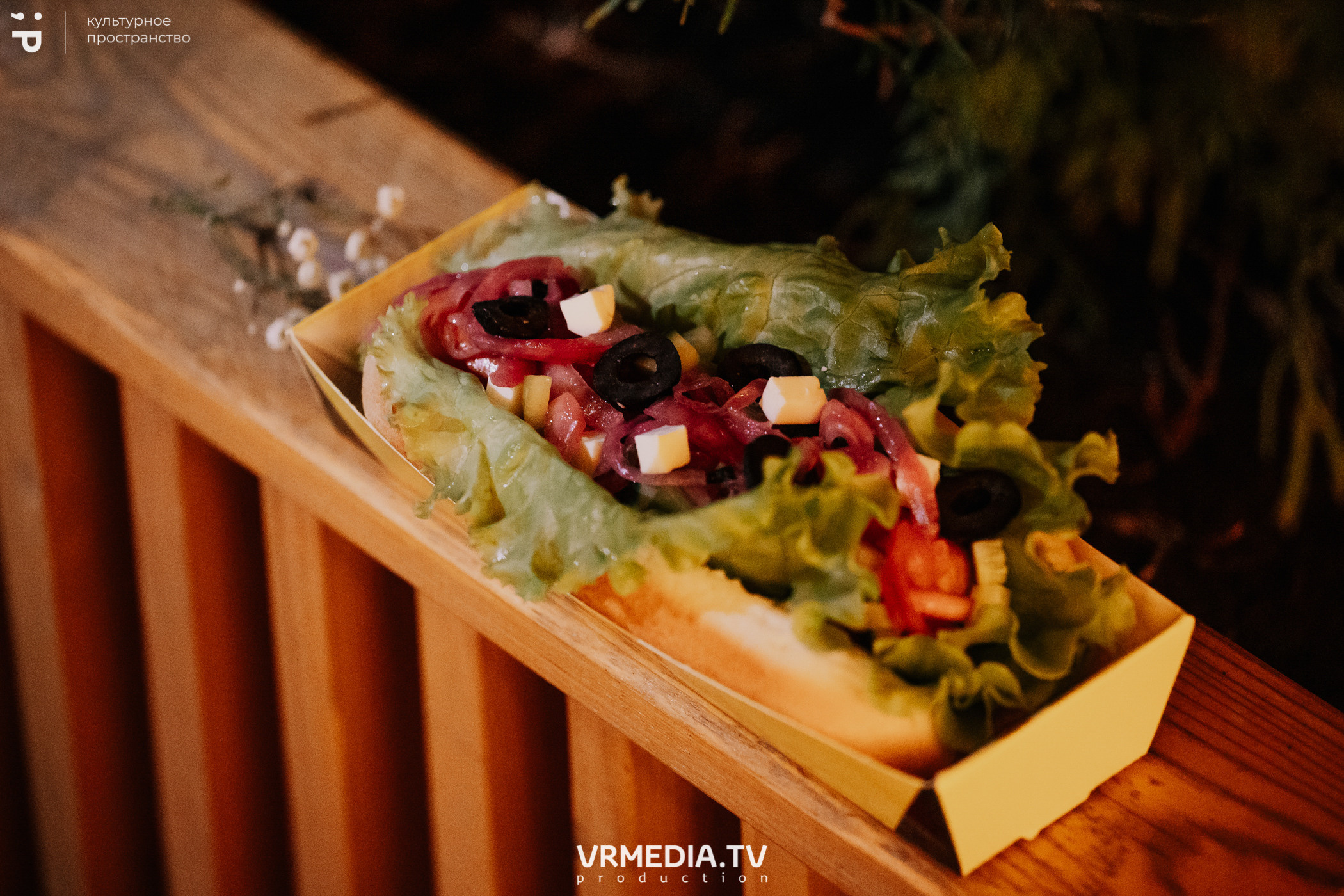 11 Friends of Chao в культурном пространстве «Редакция»