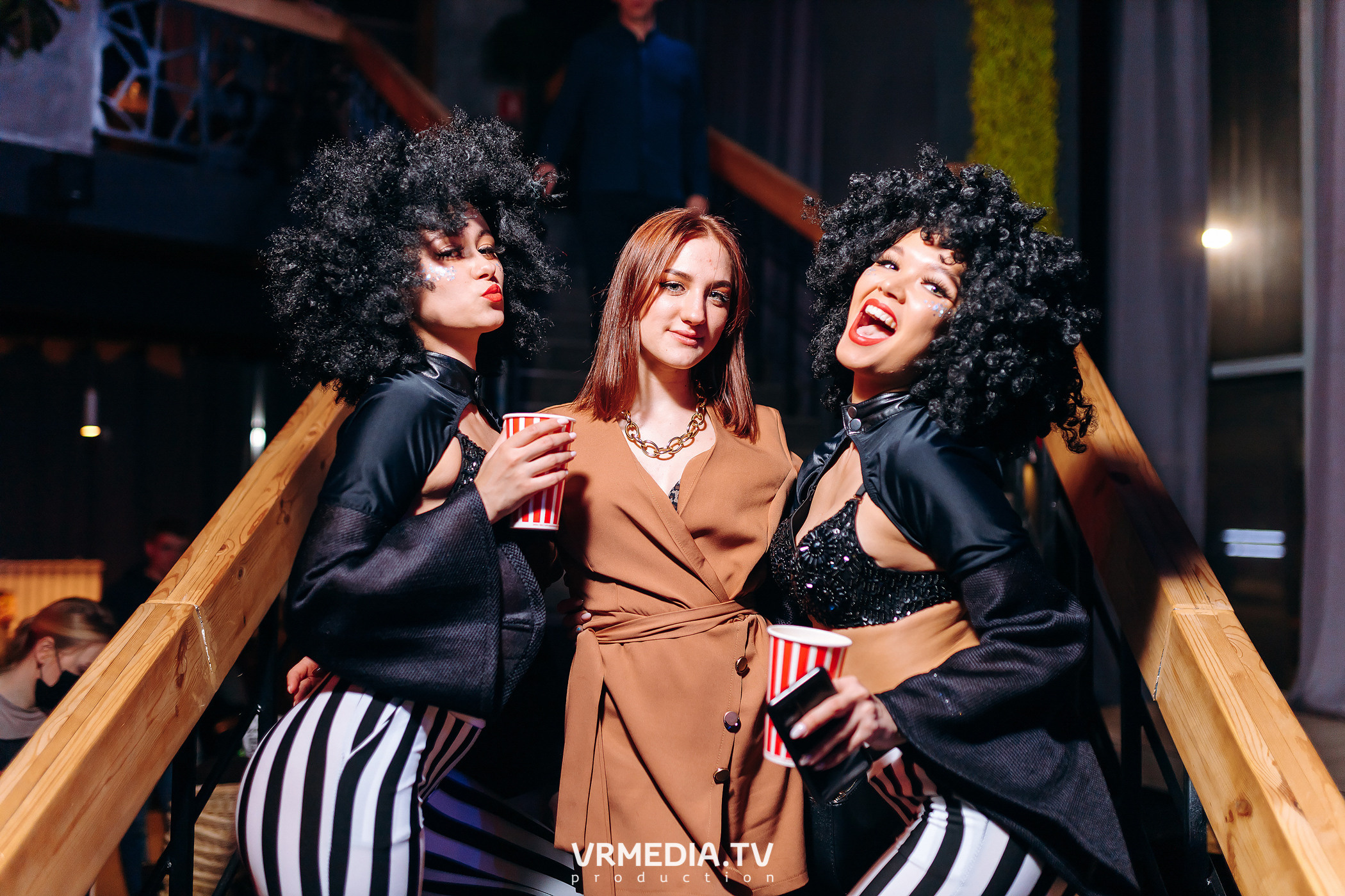 Выходные в баре «DOSKI»