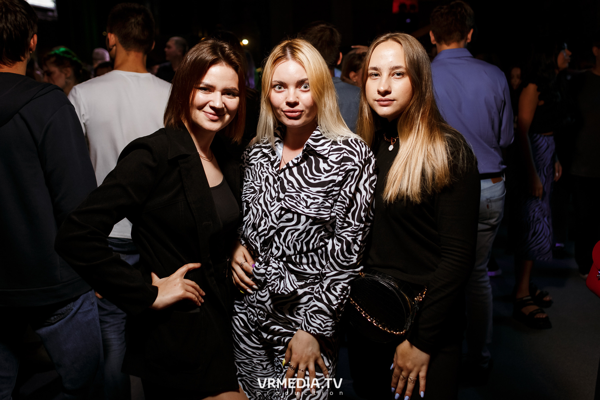 Выходные в баре «DOSKI»