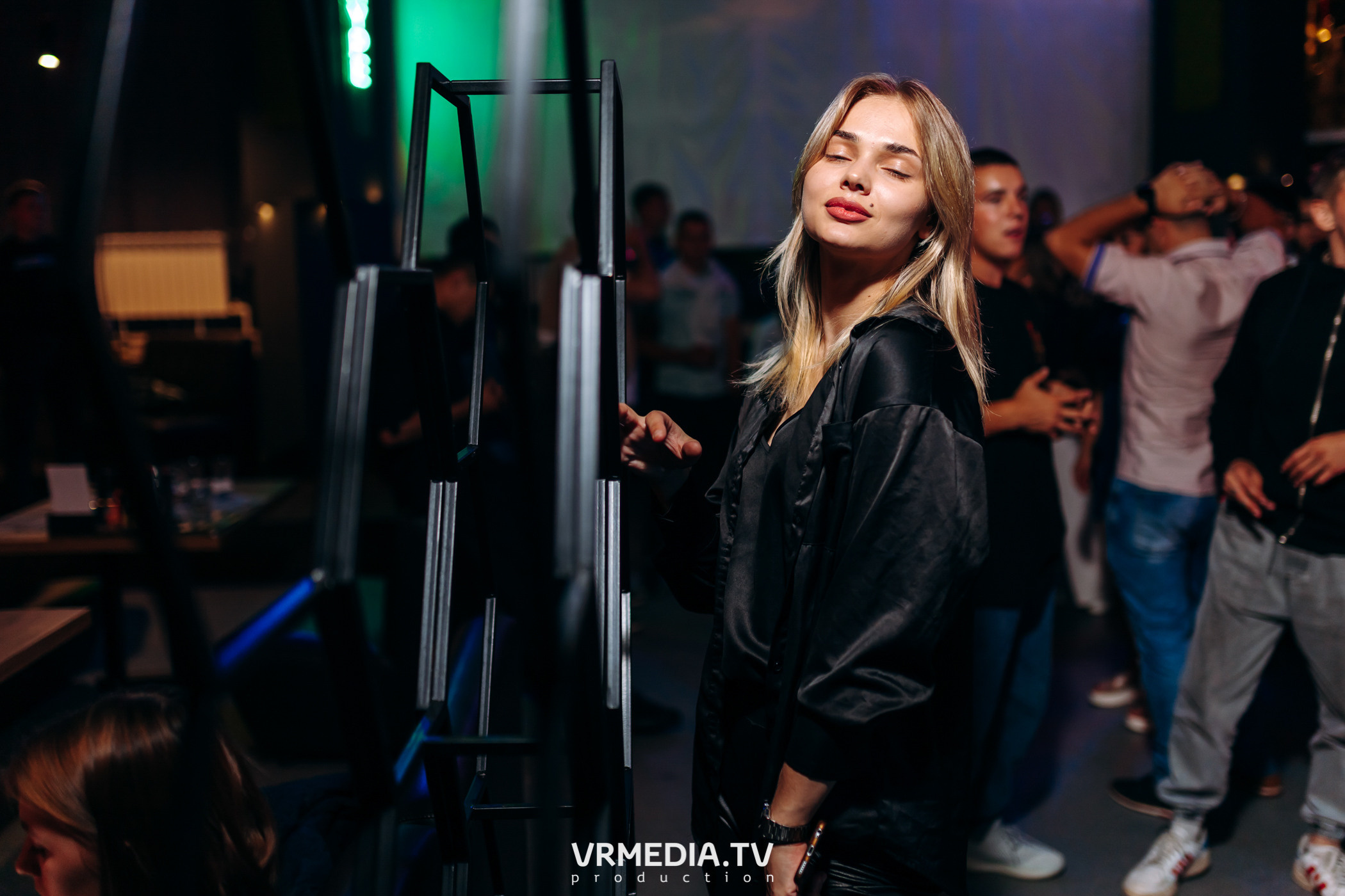 Angels в баре «DOSKI»