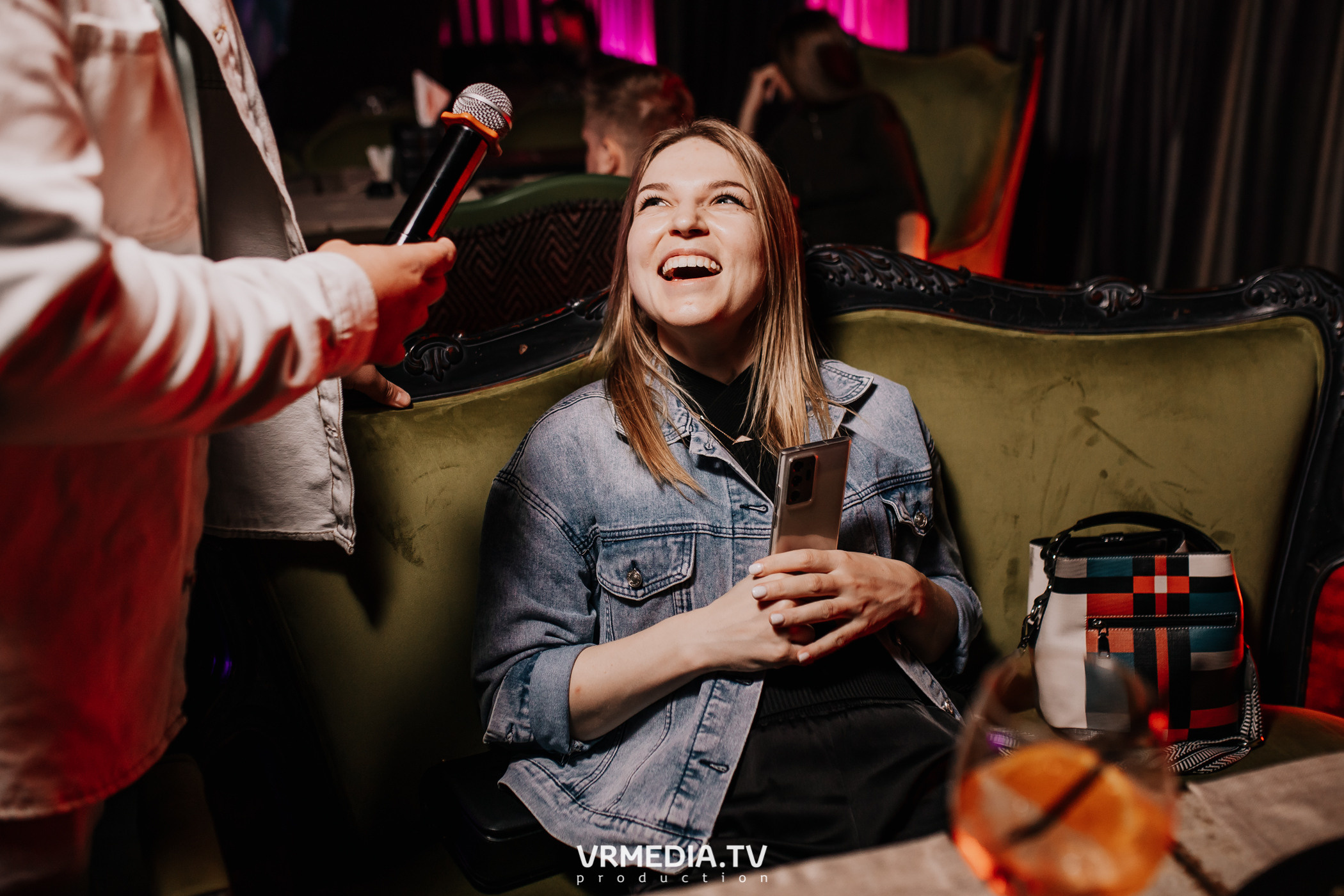 IQ party в караоке-баре «Volna»