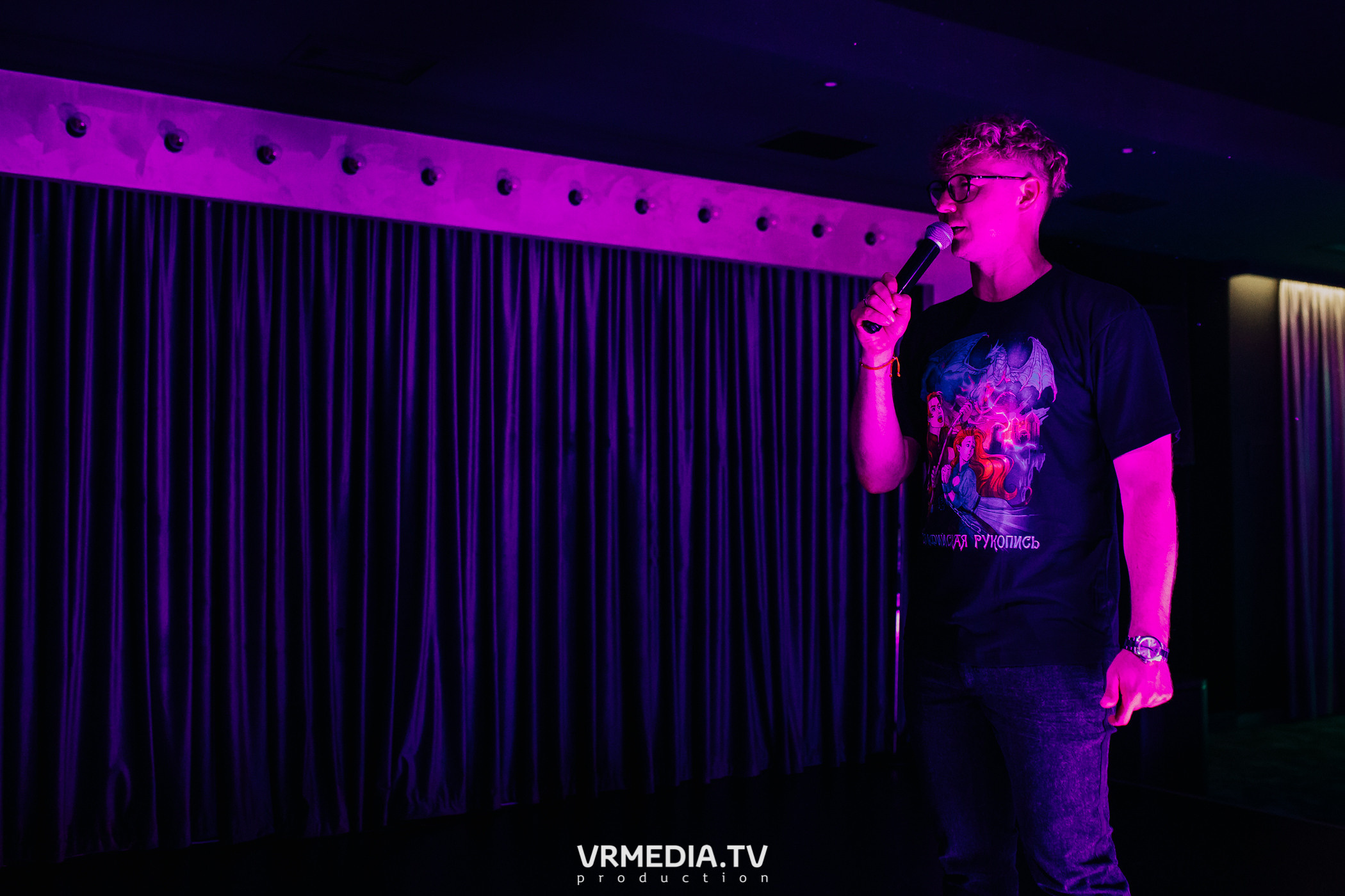 Русский рок в караоке-баре «Volna»