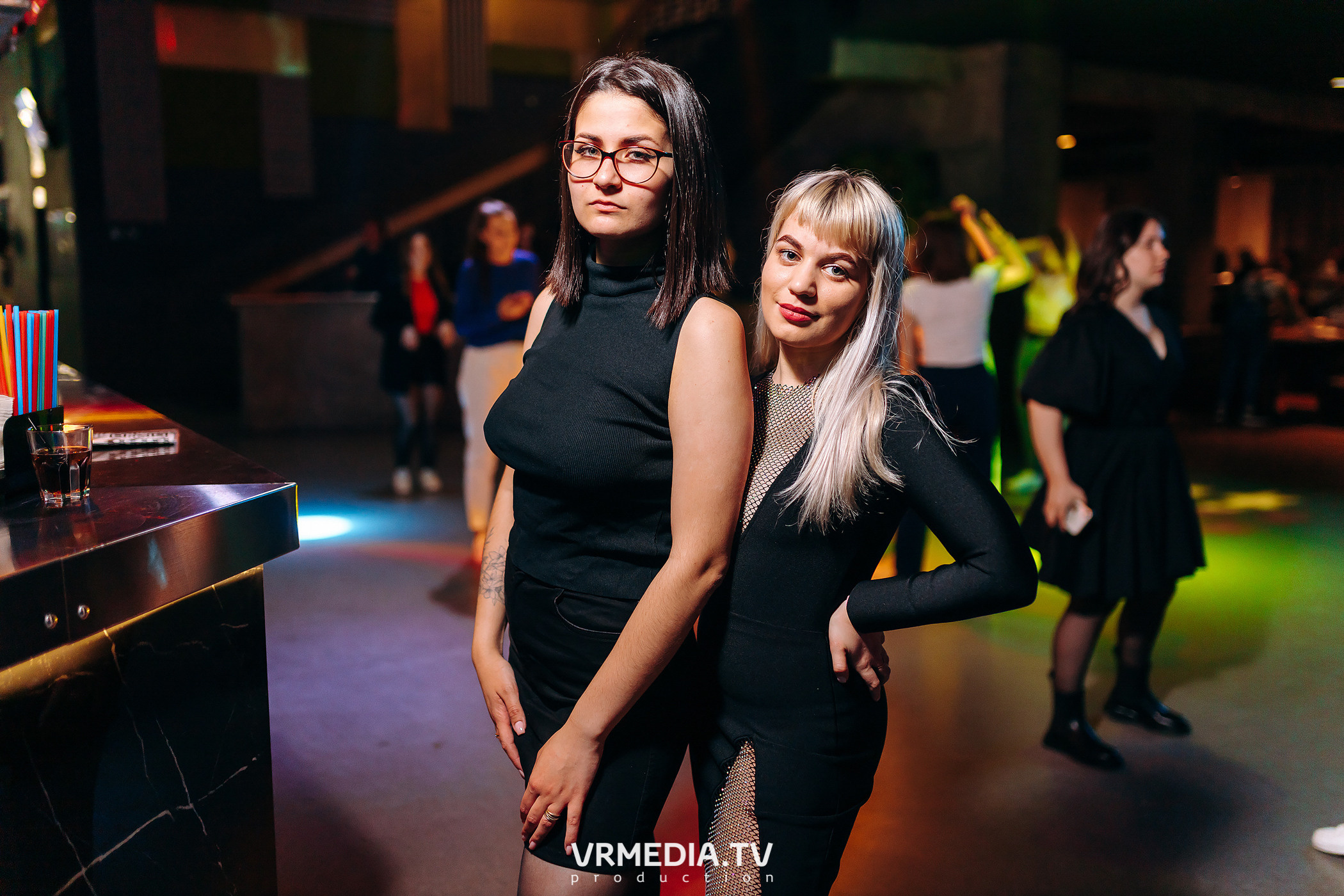 Выходные в баре «DOSKI»