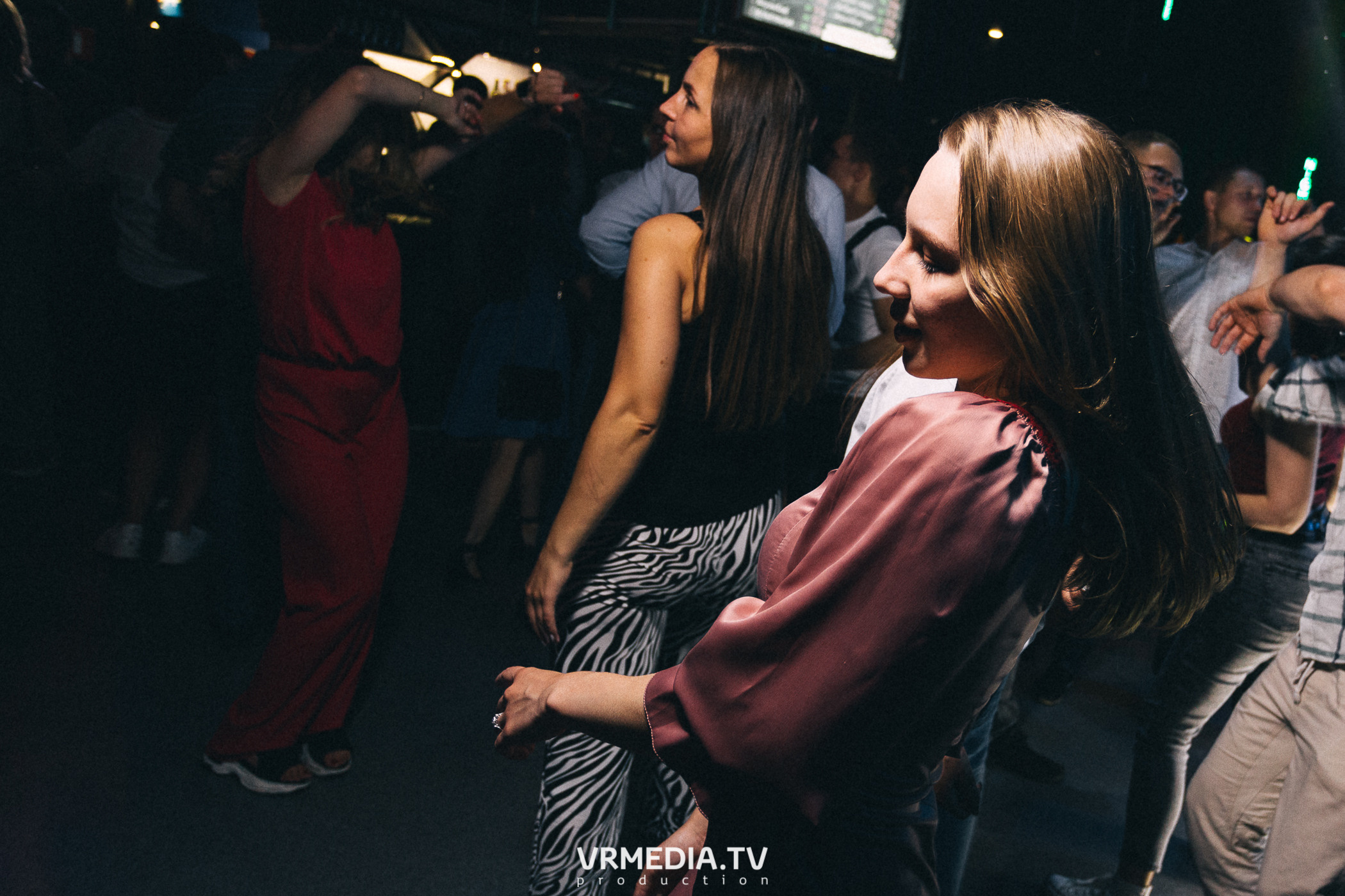 На чилле в баре «DOSKI»