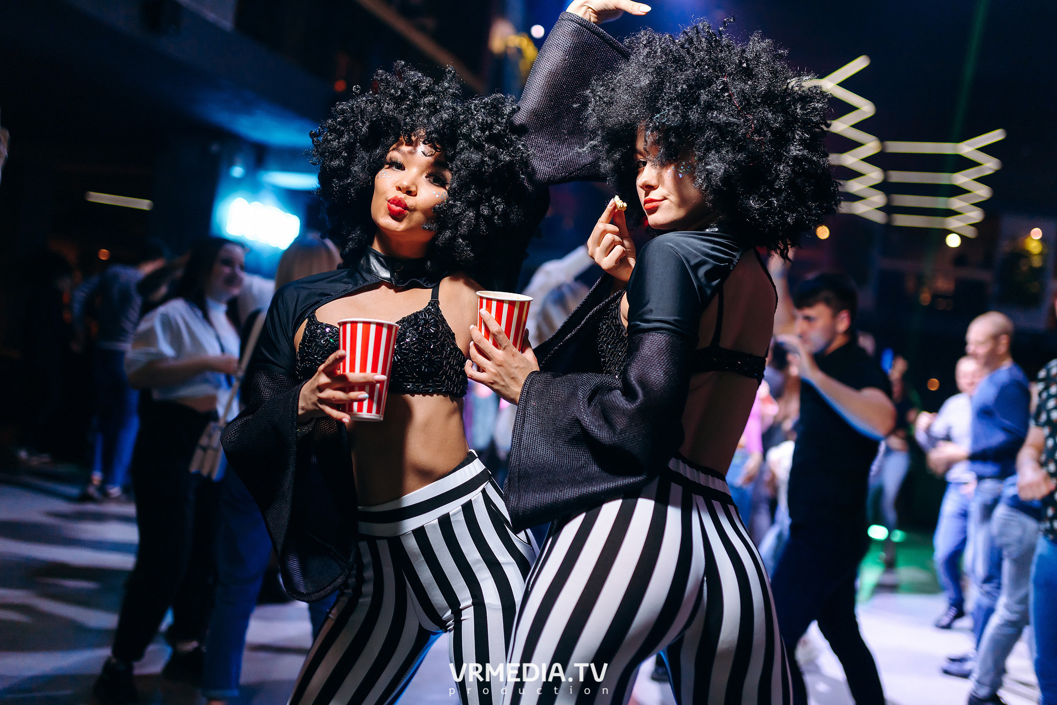 Выходные в баре «DOSKI»