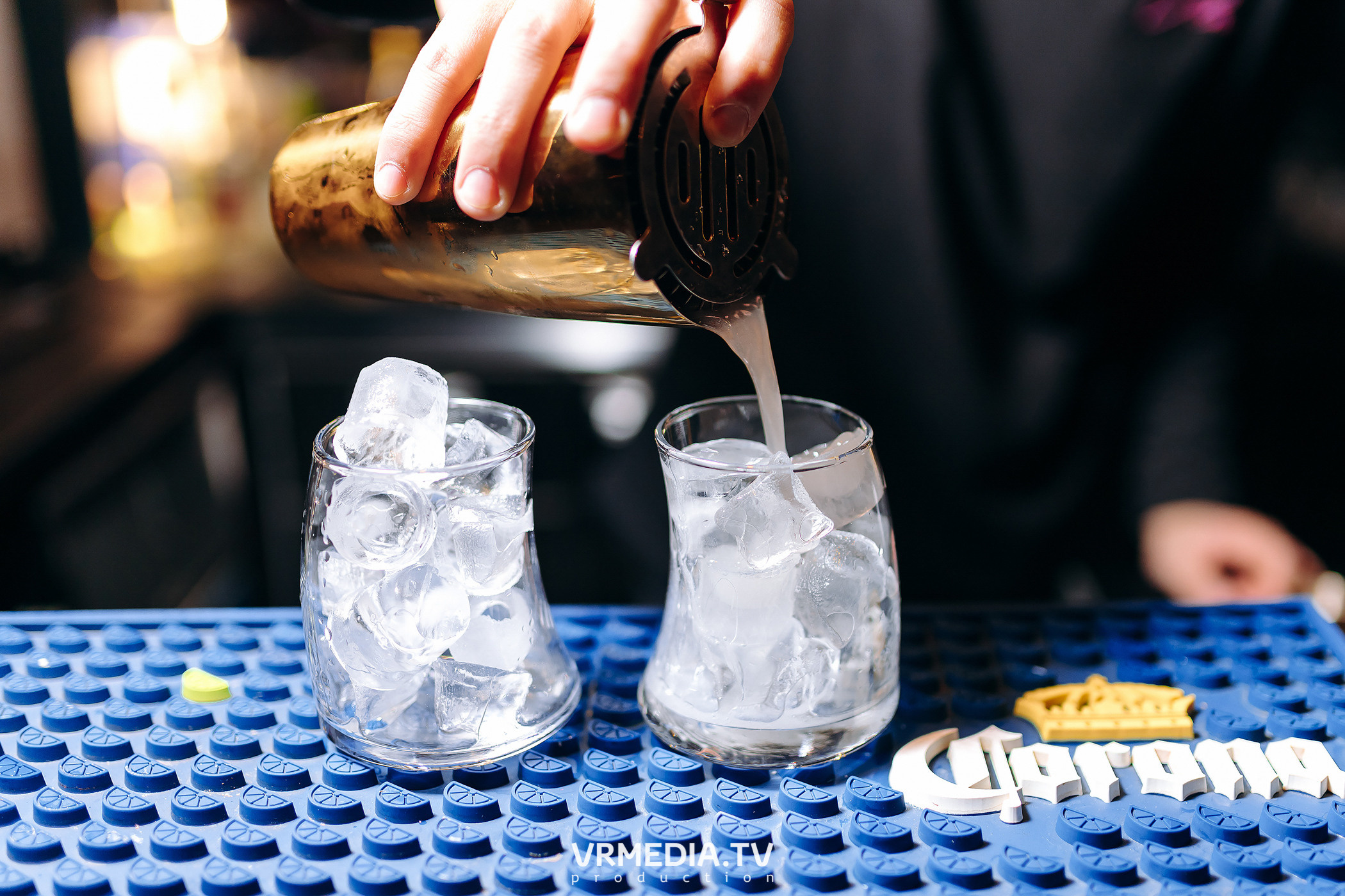 Колесо Фортуны в караоке-баре «Volna»